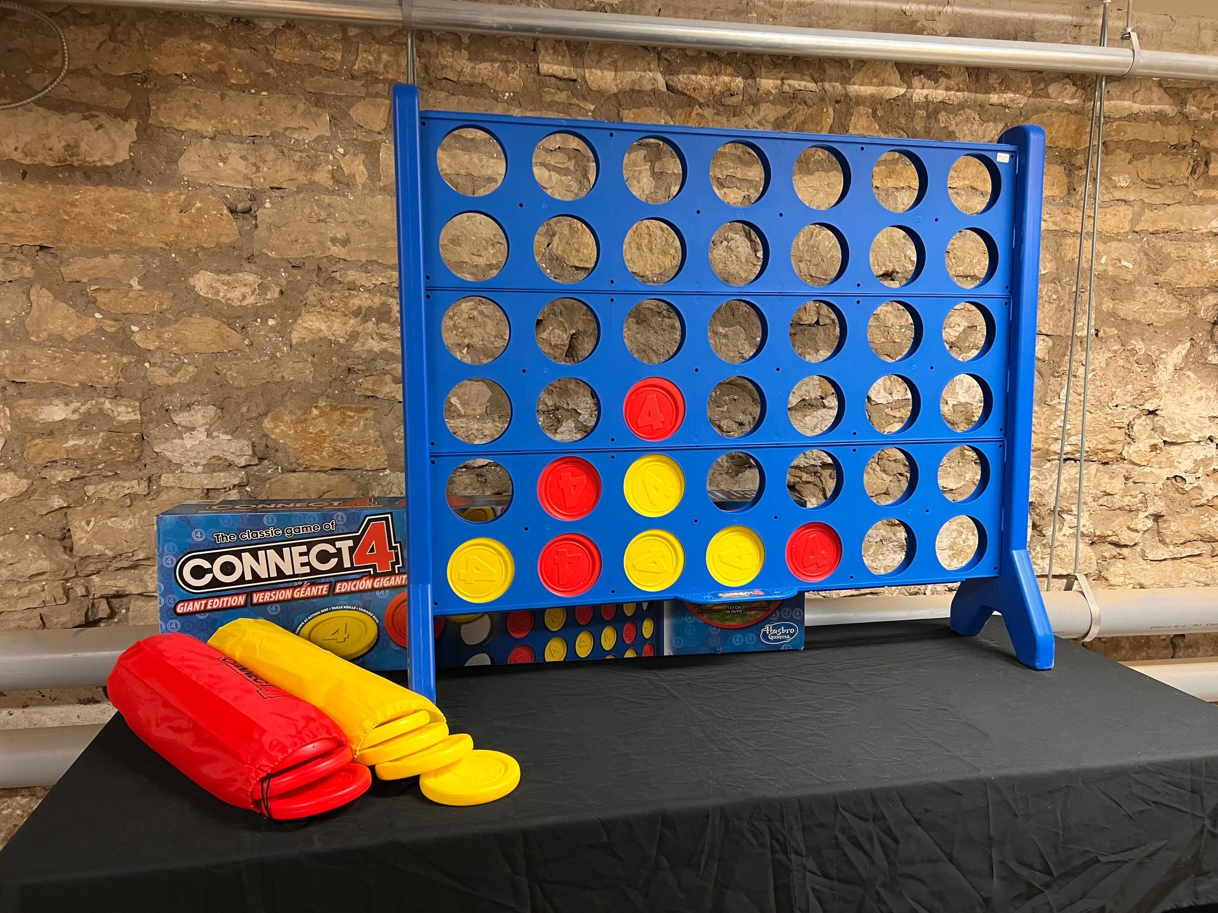 GIANT CONNECT FOUR GAME