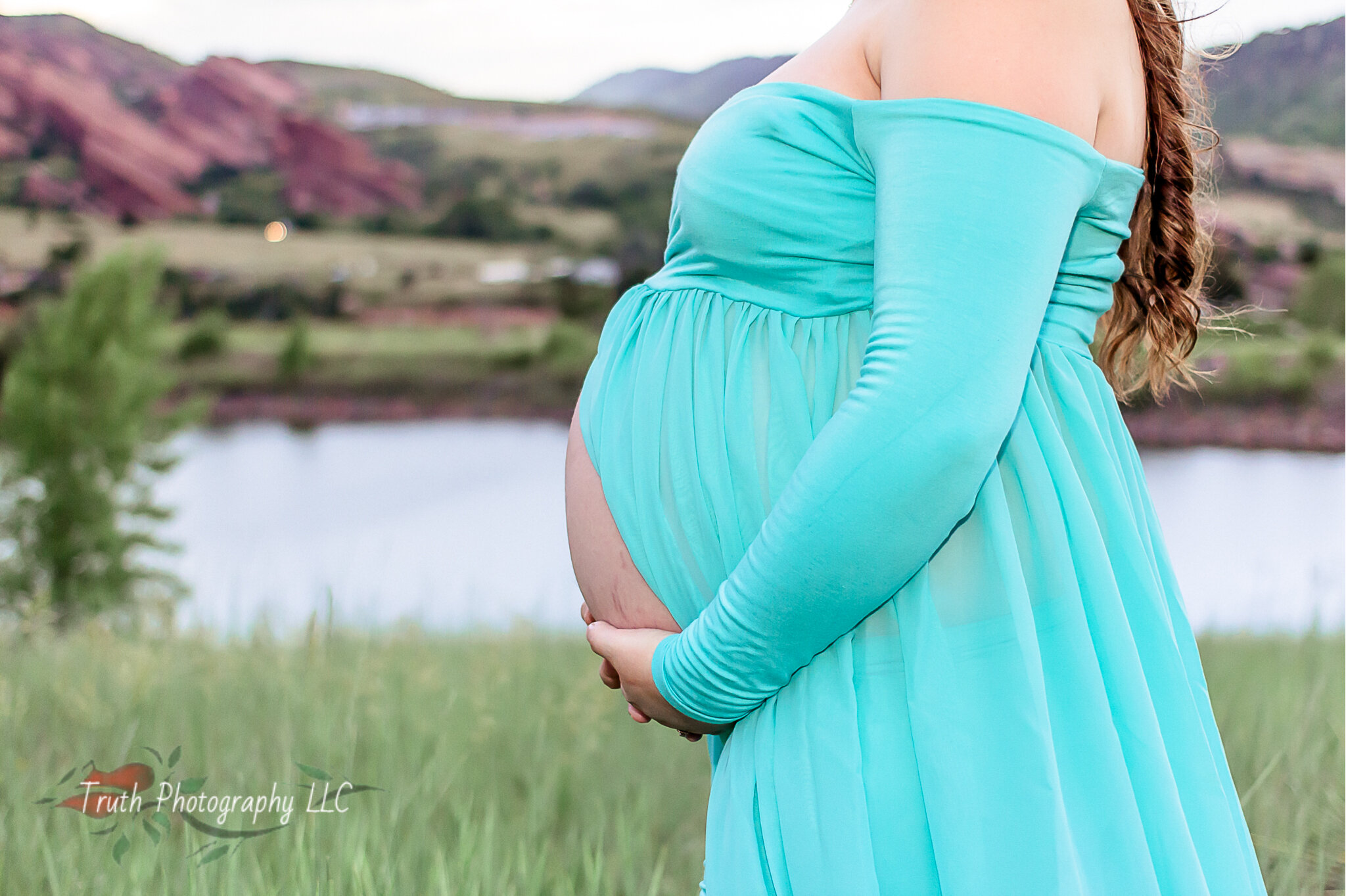 Truth-Photography-Morrison-co-Maternity-photo-shoots.jpg