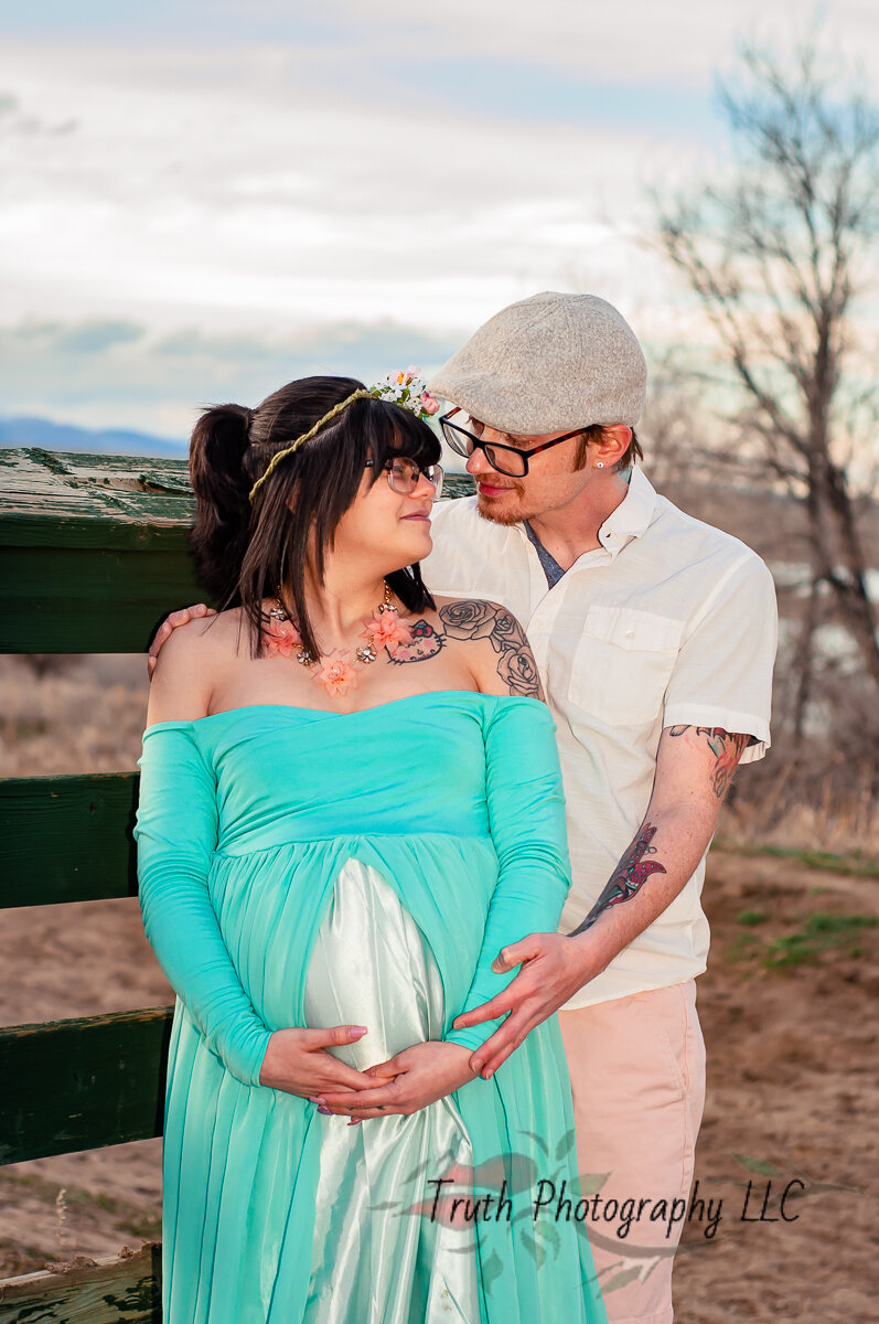 Truth-Photography-Westminster-Colorado-Maternity-Photographer-1010.jpg