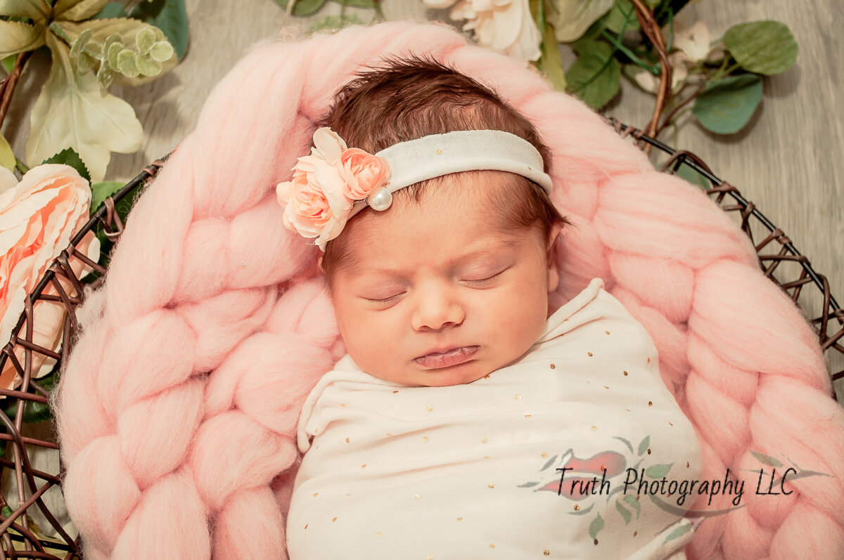 Truth-Photography-Westminster-newborn-photographer-1002.jpg