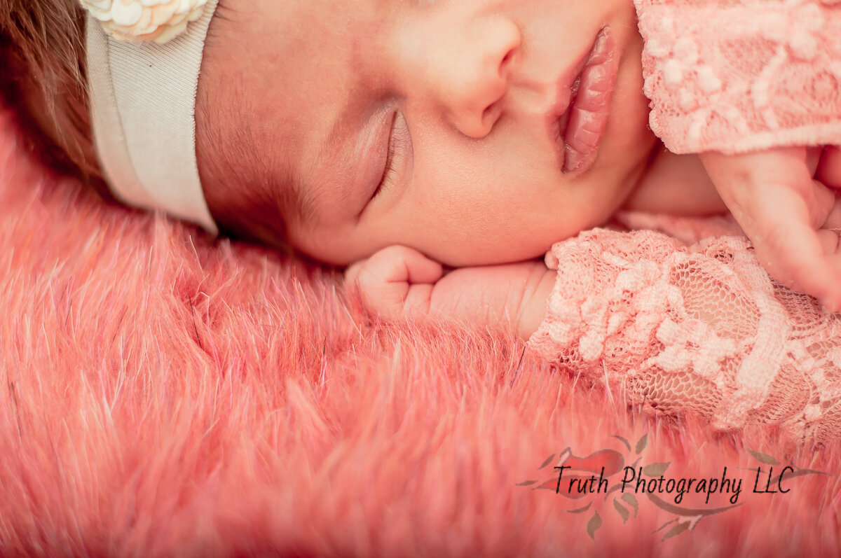 Truth-Photography-Westminster-newborn-photographer-1007.jpg