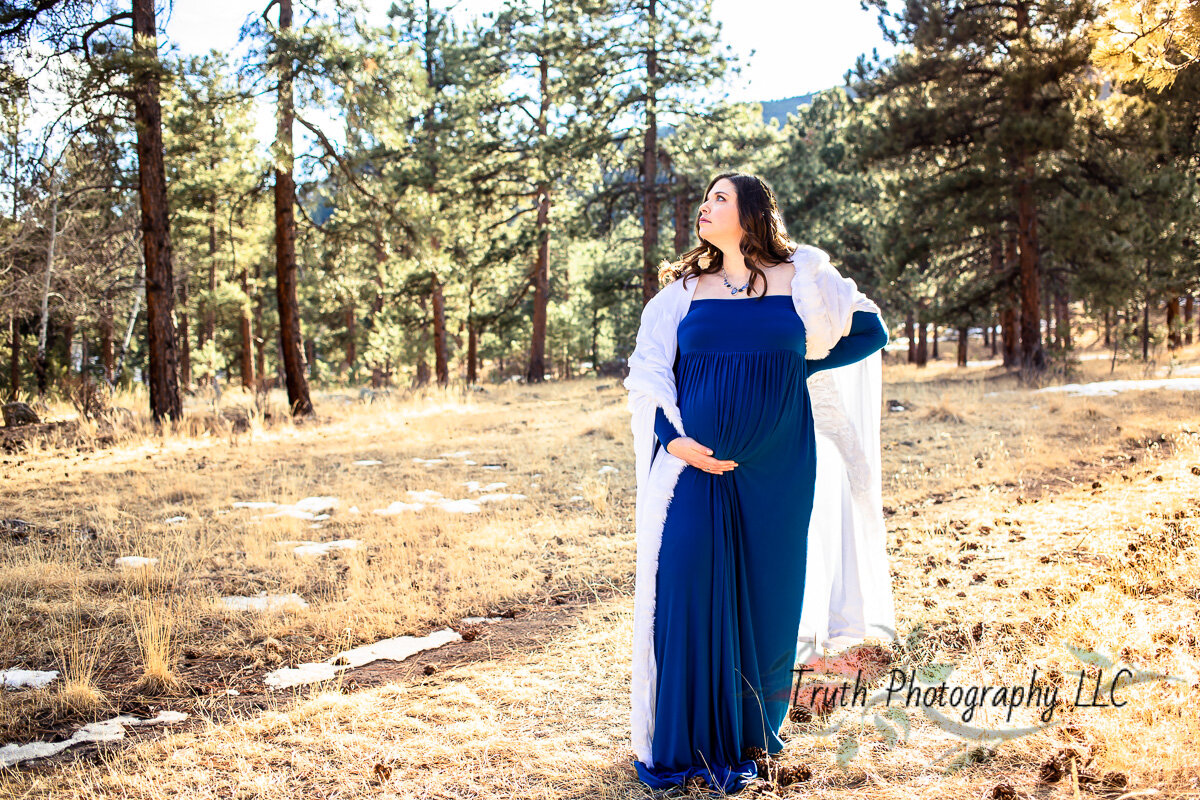 Evergreen-CO-maternity-photography-1015.jpg