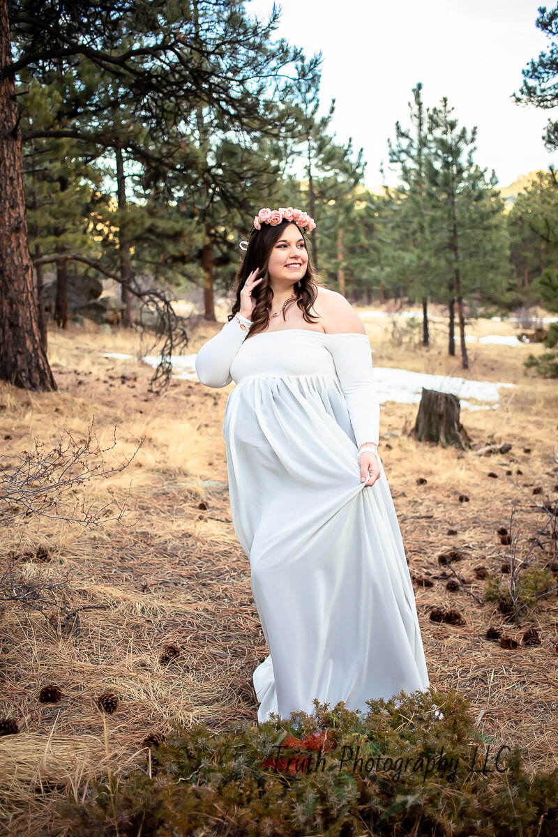 Evergreen-CO-maternity-photography-1023.jpg