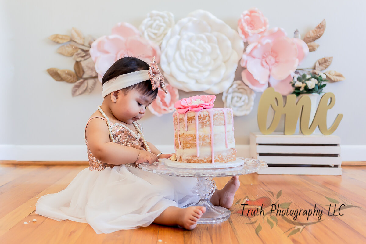 Truth Photography Denver cake smash pink flowers-1022.jpg