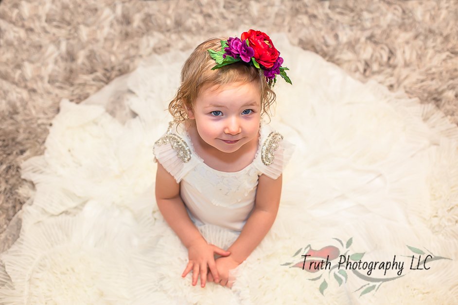 Truth-photography-princess-mini-sessions-christmas-Arvada-1002.jpg