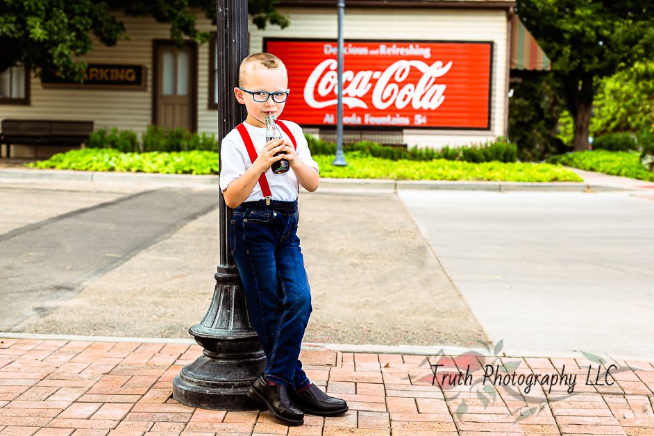 Truth-photography-soda-shop-coke-mini-session-1001.jpg