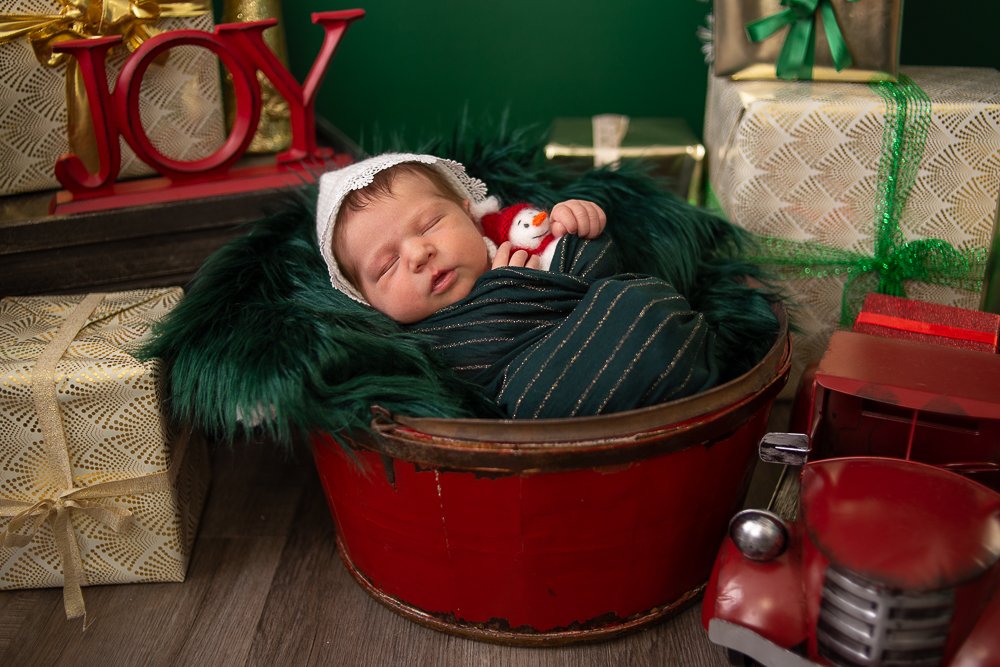 Truth-Photography-studio-Newborn-sessions-Arvada-1002.jpg