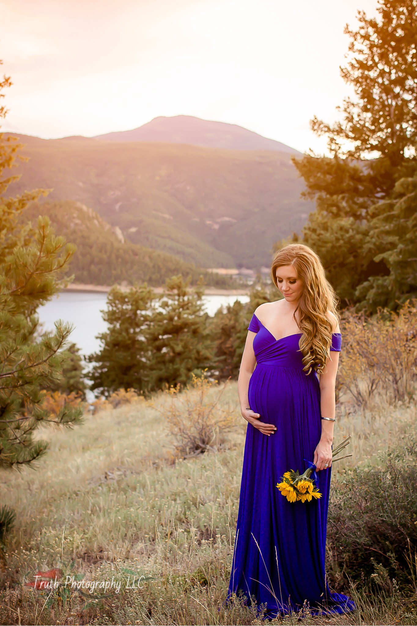 Truth-Photography-Boulder-Mountain-Pregnancy-photo.jpg
