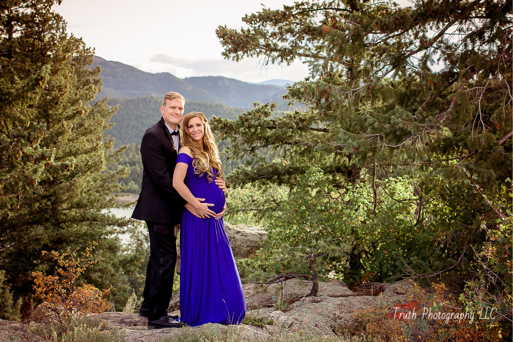 Truth-Photography-Boulder-Mountain-Pregnany-photo.jpg