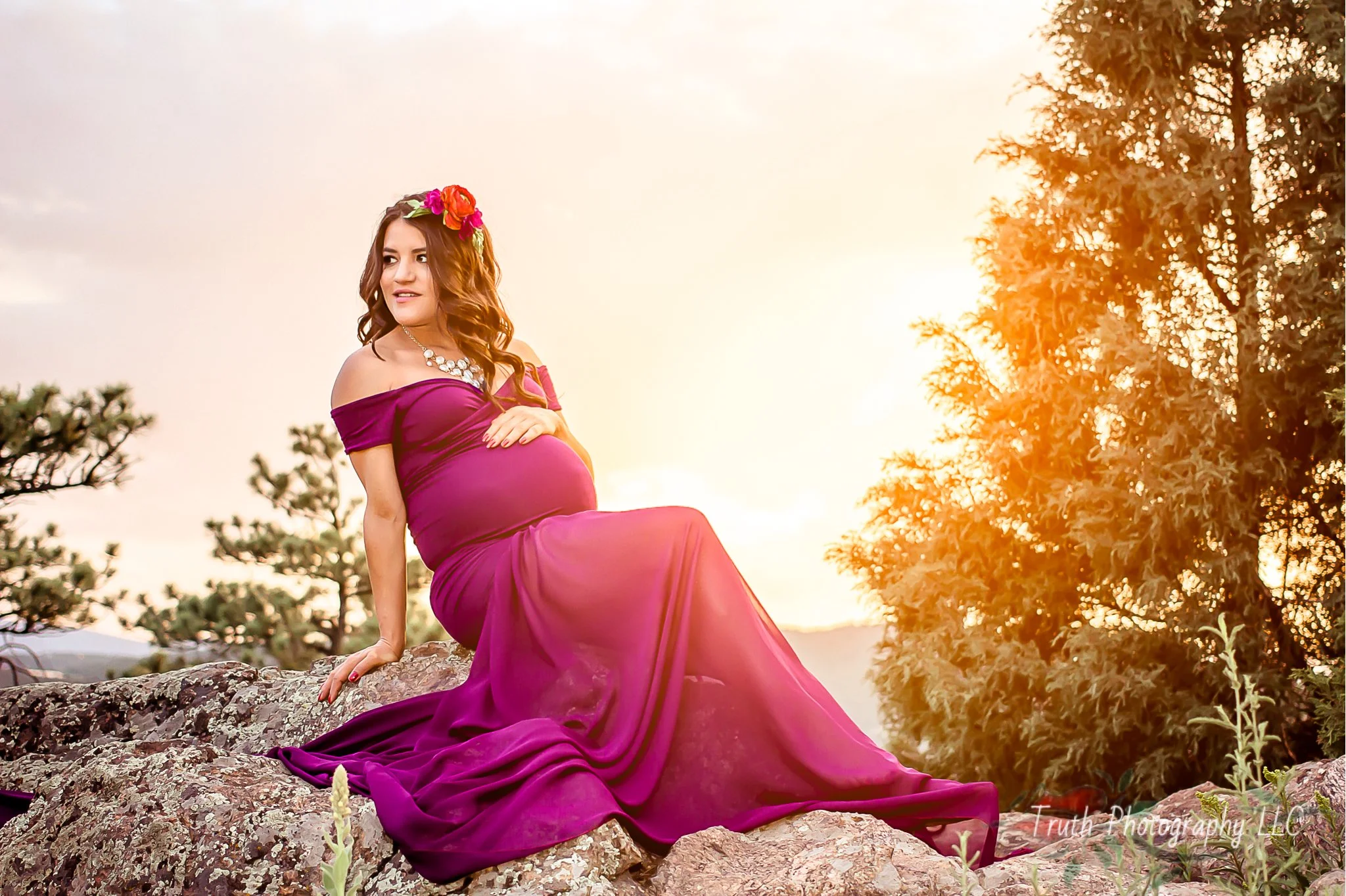 Truth-Photography-Morrison-Mountain-Maternity-photo.jpg