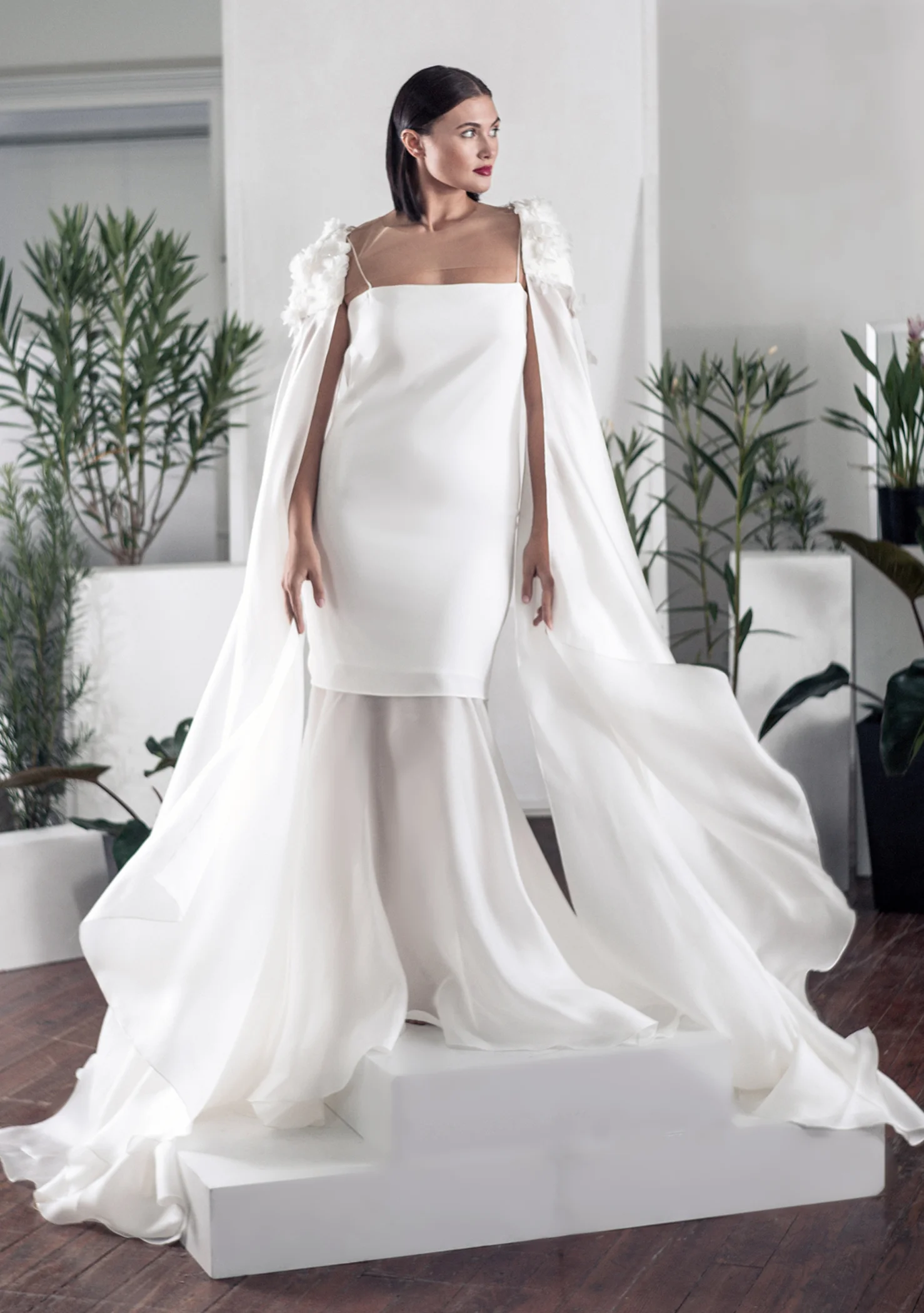 FLEUR CAPE + Hermosa