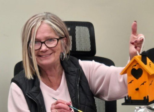 Birdhouse Painting 10.jpg