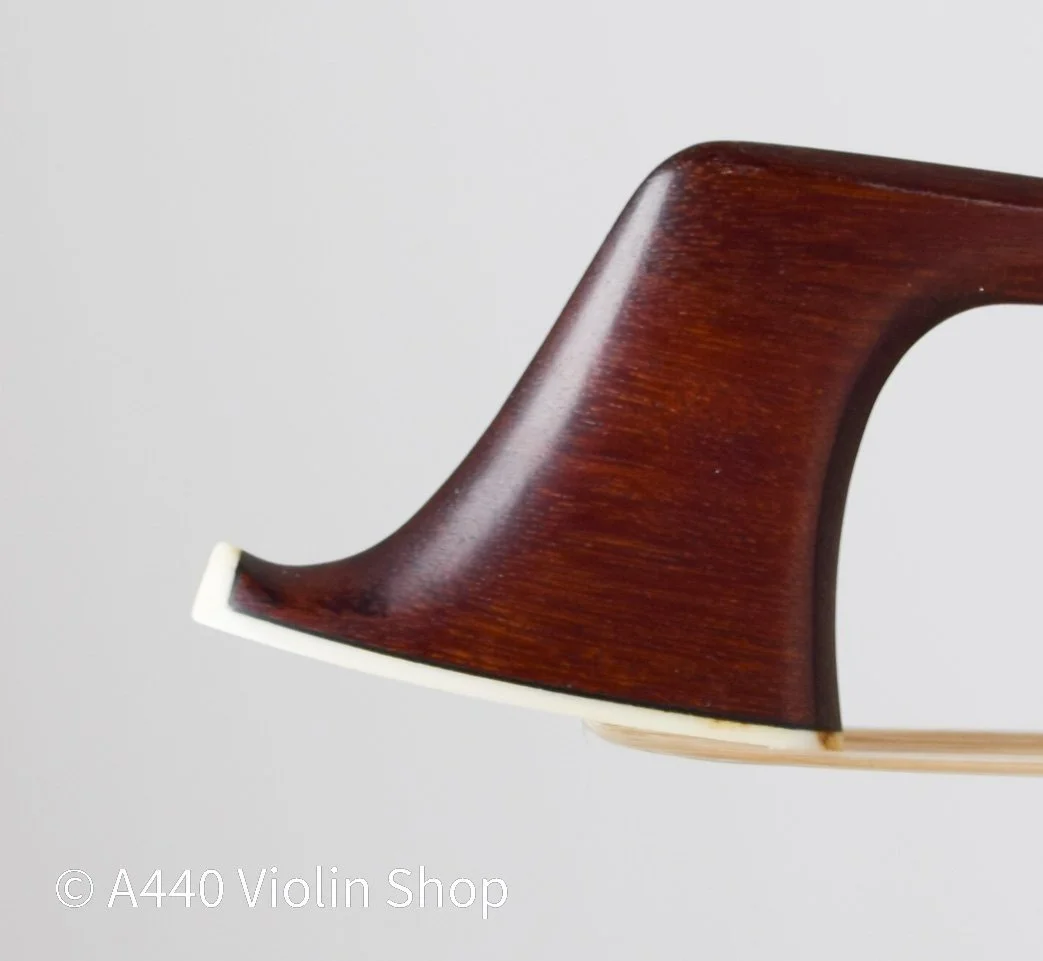 *Daniel Dorler* cello bow