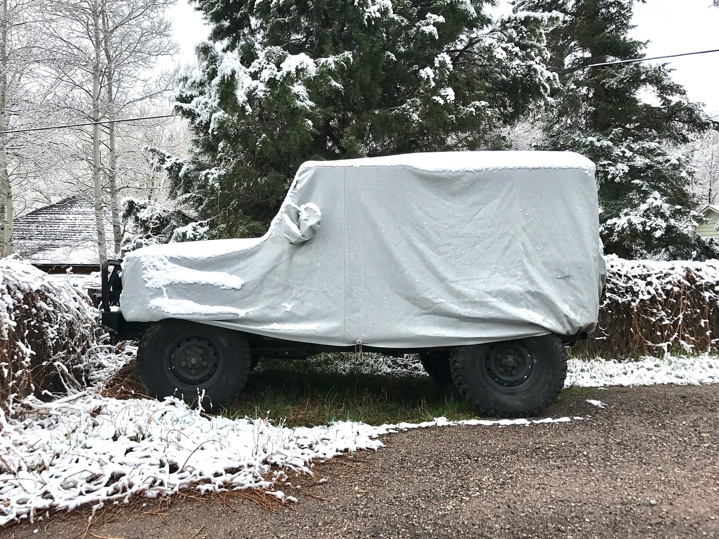 I spy something boxy, with bad gas mileage, looks that only a mother could love and 4x4 so low.