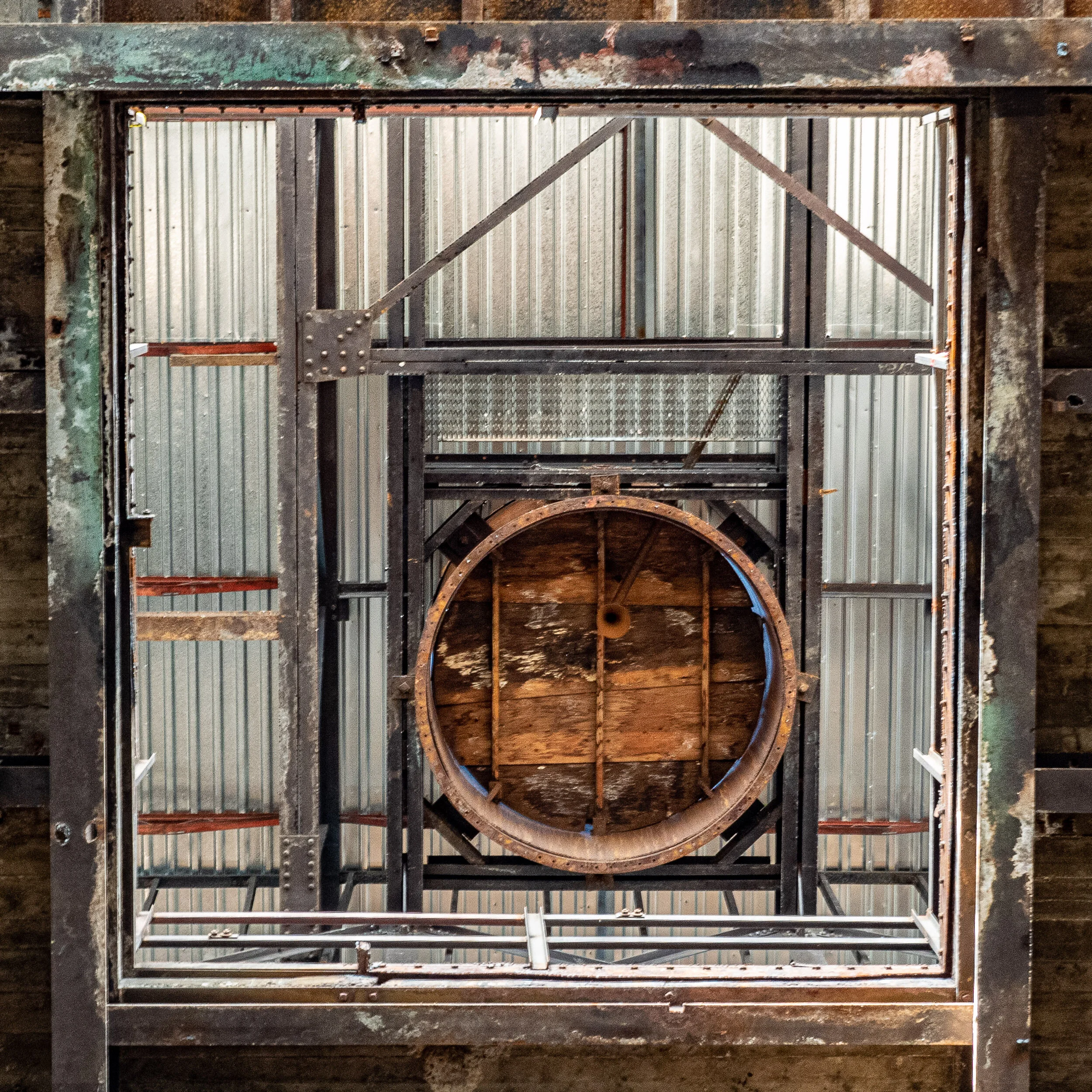 Look up, Look Waaaay Up!