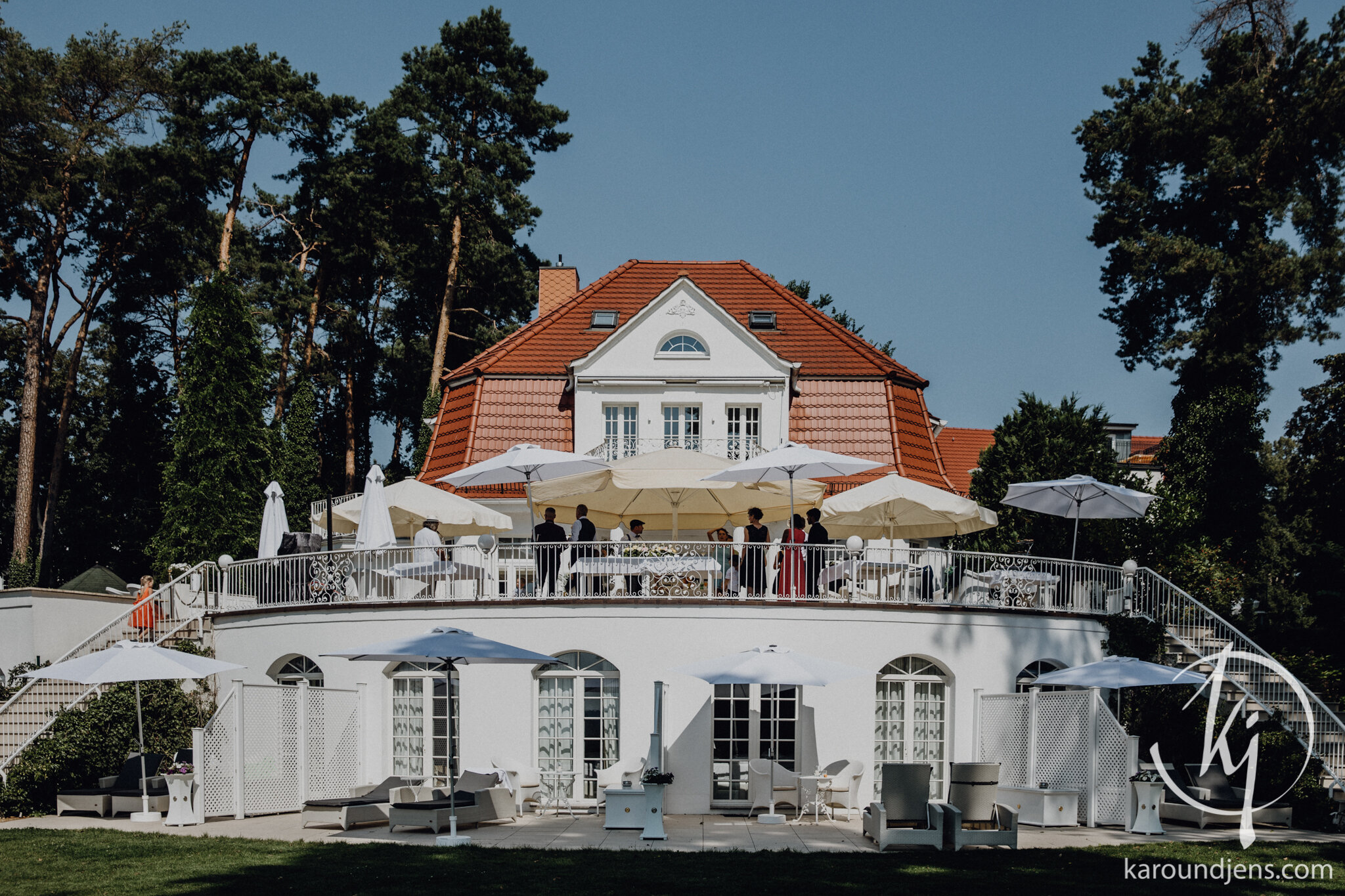 hochzeitsfotograf-brandenburg-berlin-scharmuetzelsee-villa-contessa-karo-und-jens-jens-wenzel-karolin-schell_123_JW_40588.jpg