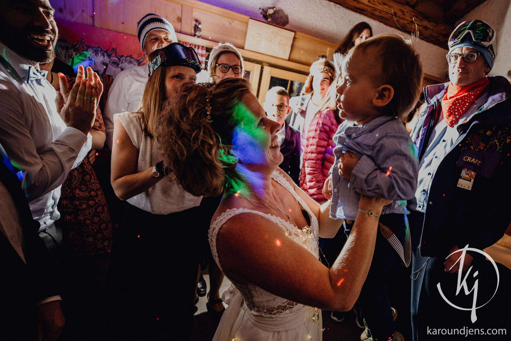 Heiraten-in-den-Bergen-Hochzeit-in-den-Bergen-hochzeitsfotograf-schweiz-karo-und-jens-jens-wenzel-karolin-schell_191_JW_32067.jpg