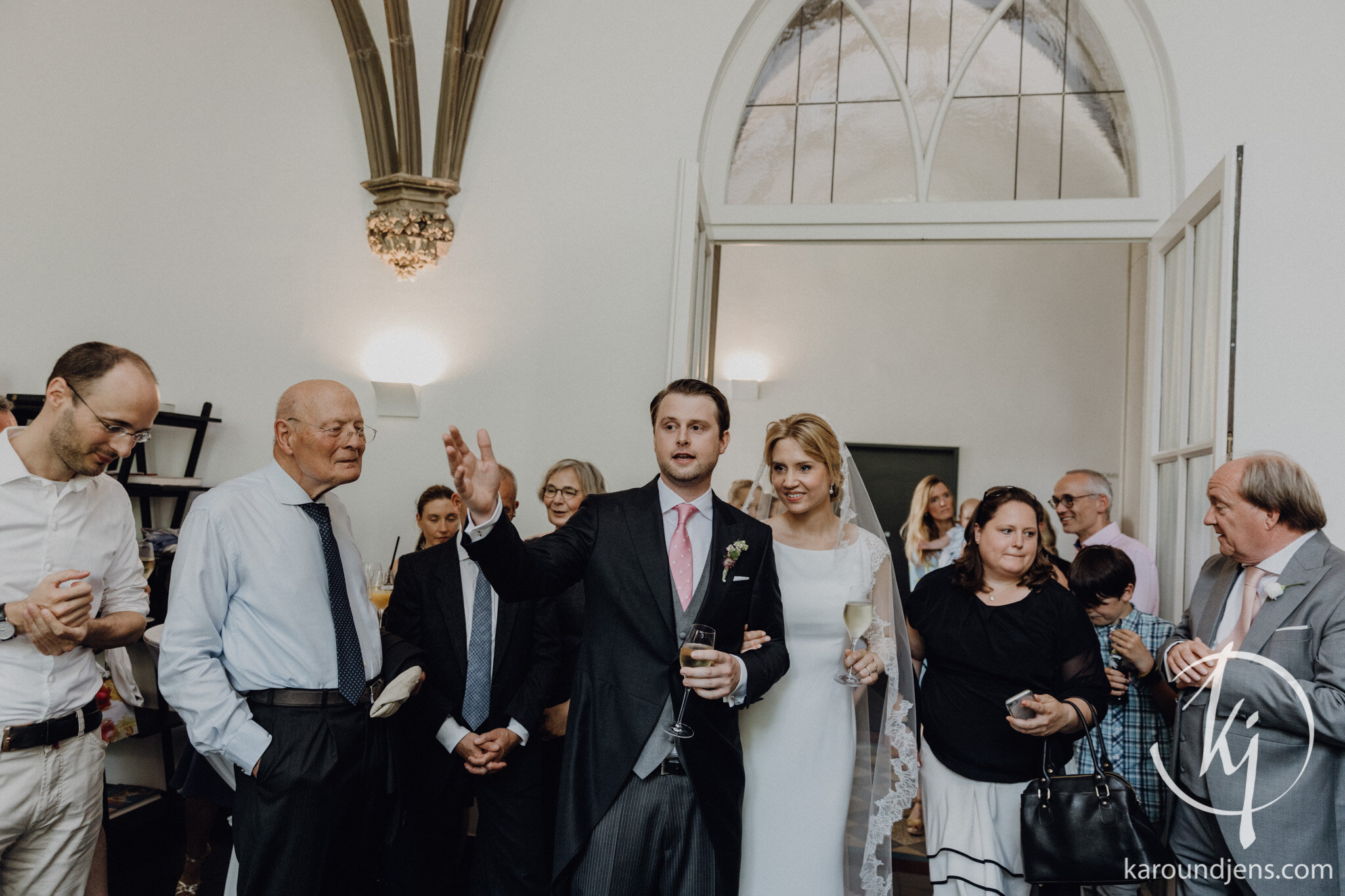 hochzeitsfotograf-koeln-the-qvest-hochzeit-mit-bjoern-heuser-duesseldorf-bonn-karo-und-jens-karolin-schell-jens-wenzel_135_JW1_1681.jpg