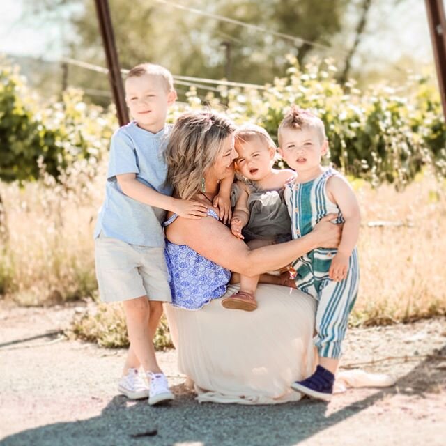 Happy early Mother&rsquo;s Day weekend to all you amazing mamas!!! Feeling especially blessed to have this quarantine tribe of littles to fill my arms with❤️ #mylife #mylittles #motherhood #livermorewinecountry #myhome #momlife #twoboysandagirl #myhe