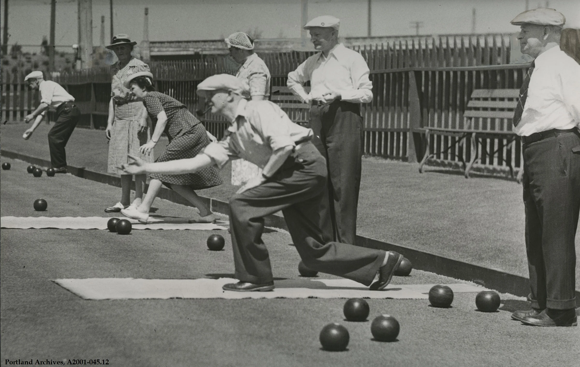 1946-jan-27_lawn-bowling-at-westmoreland_a2001-045-12.jpg