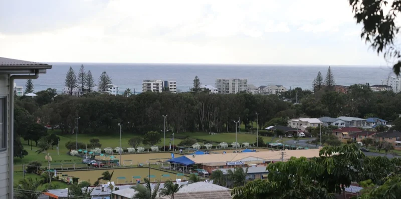 tugun+plane_1.jpg