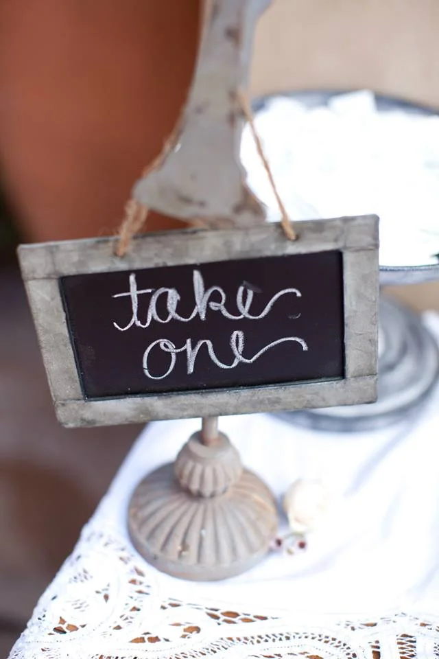 Metal Clip on Stand, Sign & picture holder.jpg