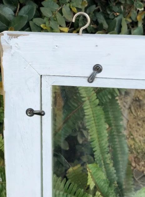 window frame2.jpg