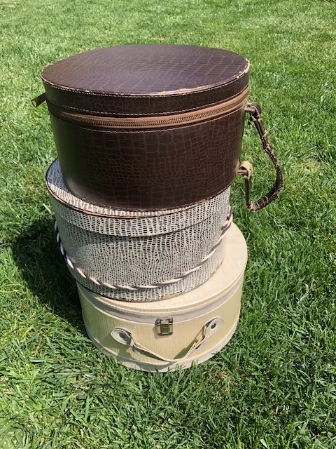 hat1.jpg