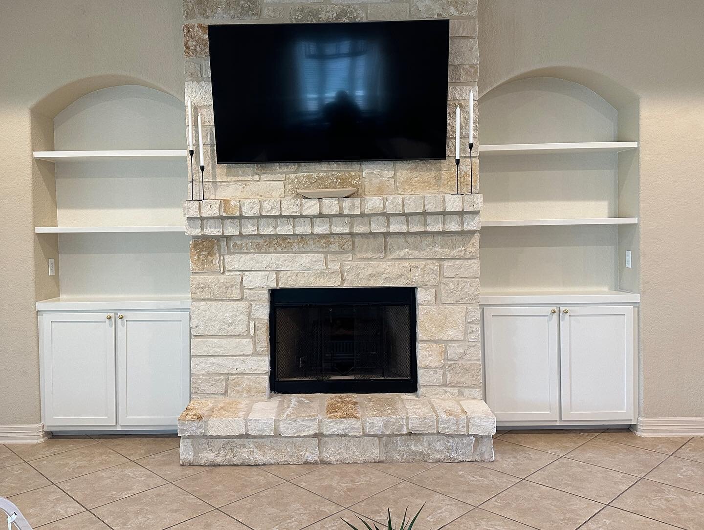 Throwback to a fireplace built-in with floating shelves. This was a fun build! What do you think?
