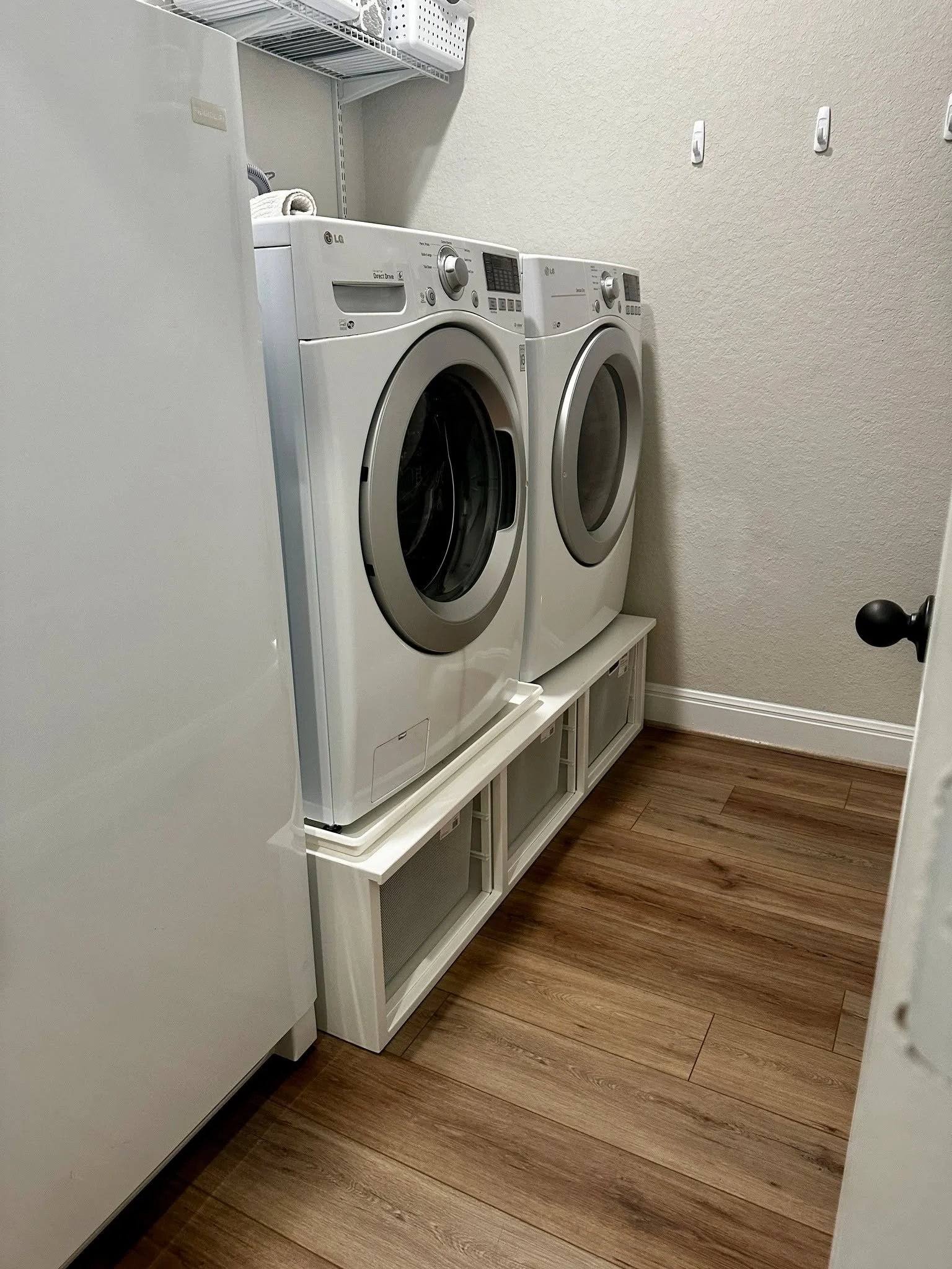 Washer/Dryer Raised Platform with storage!