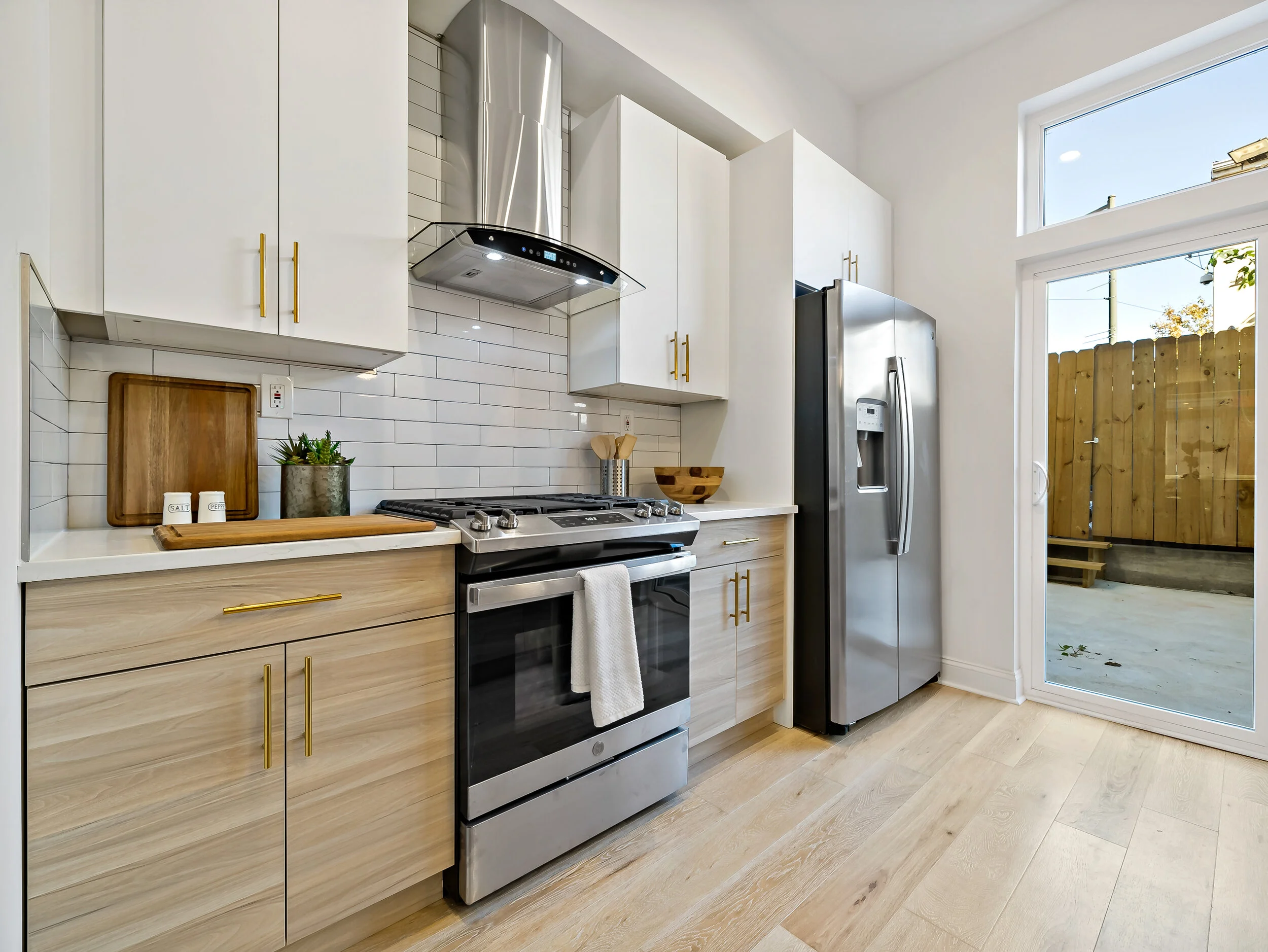 2149 Cross St-14.jpg