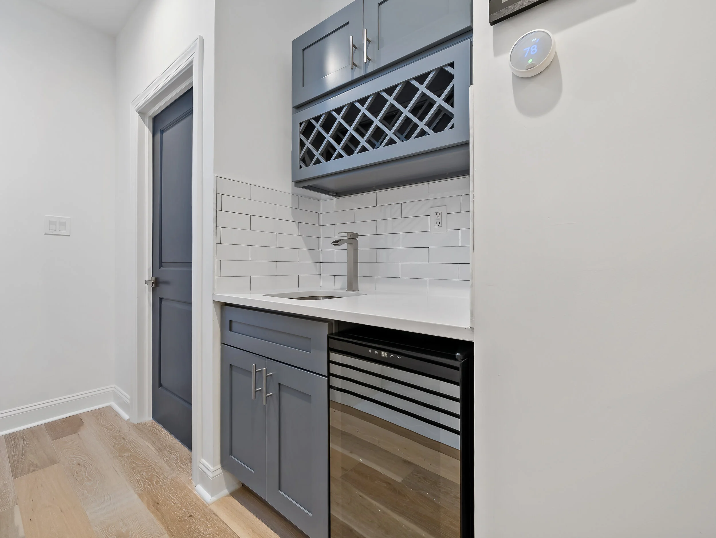 2149 Cross St-28.jpg