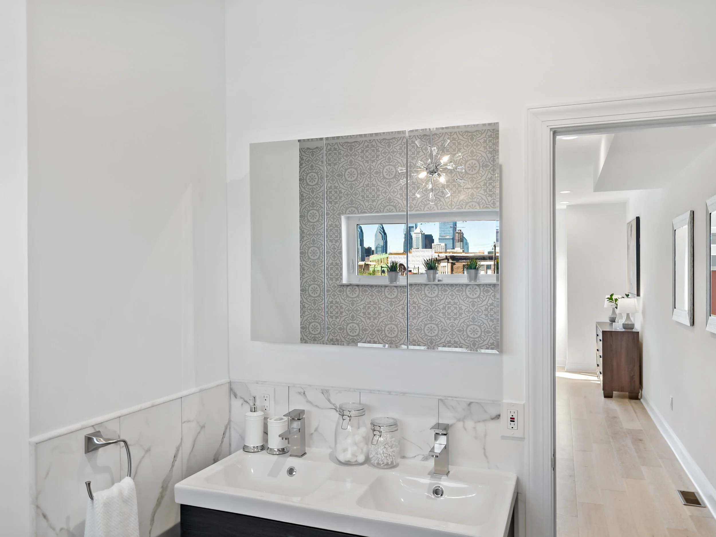 2149 Cross St-35.jpg