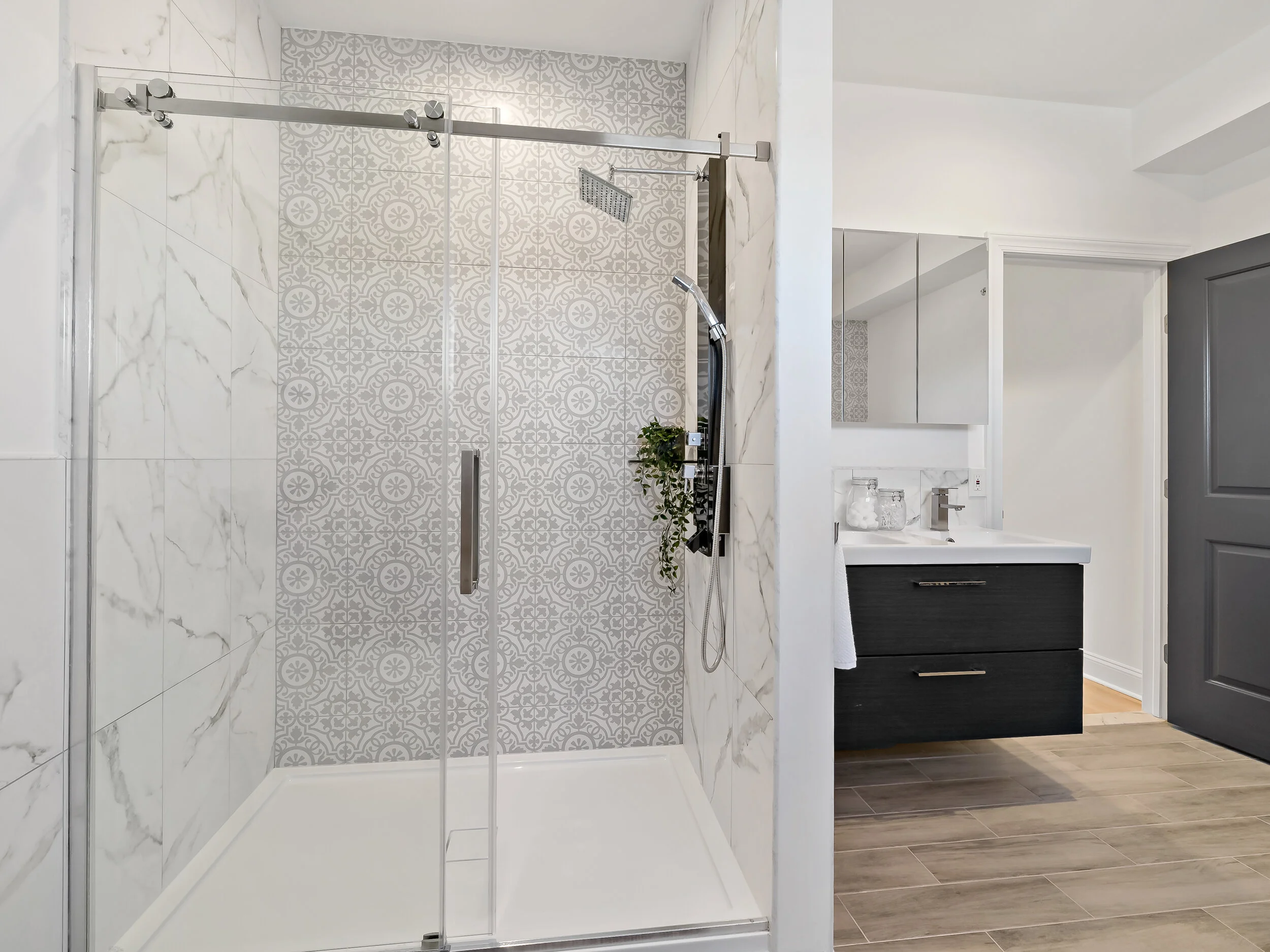 2149 Cross St-37.jpg