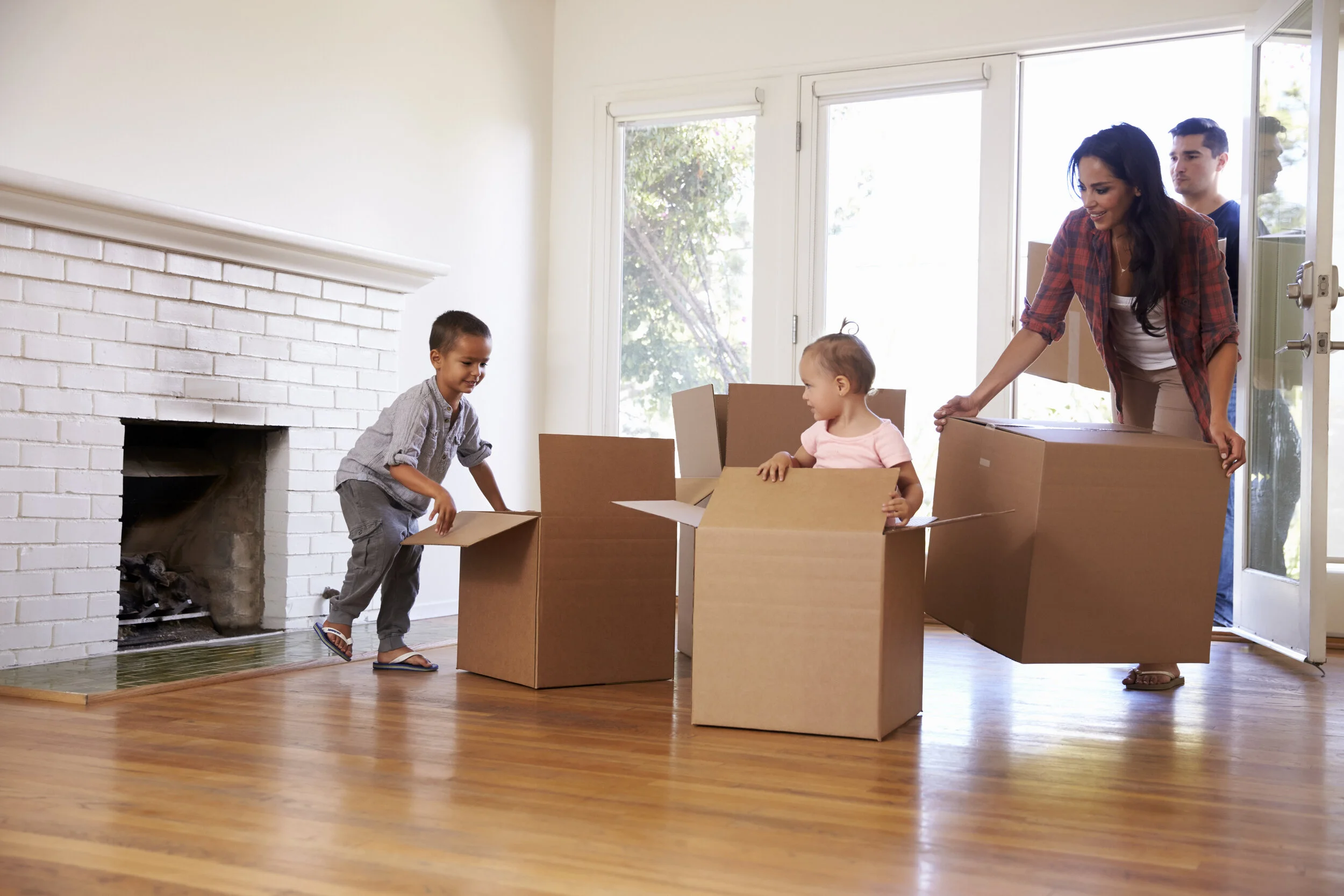 How to Make the Home Buying and Selling Processes Less Stressful as New Parents