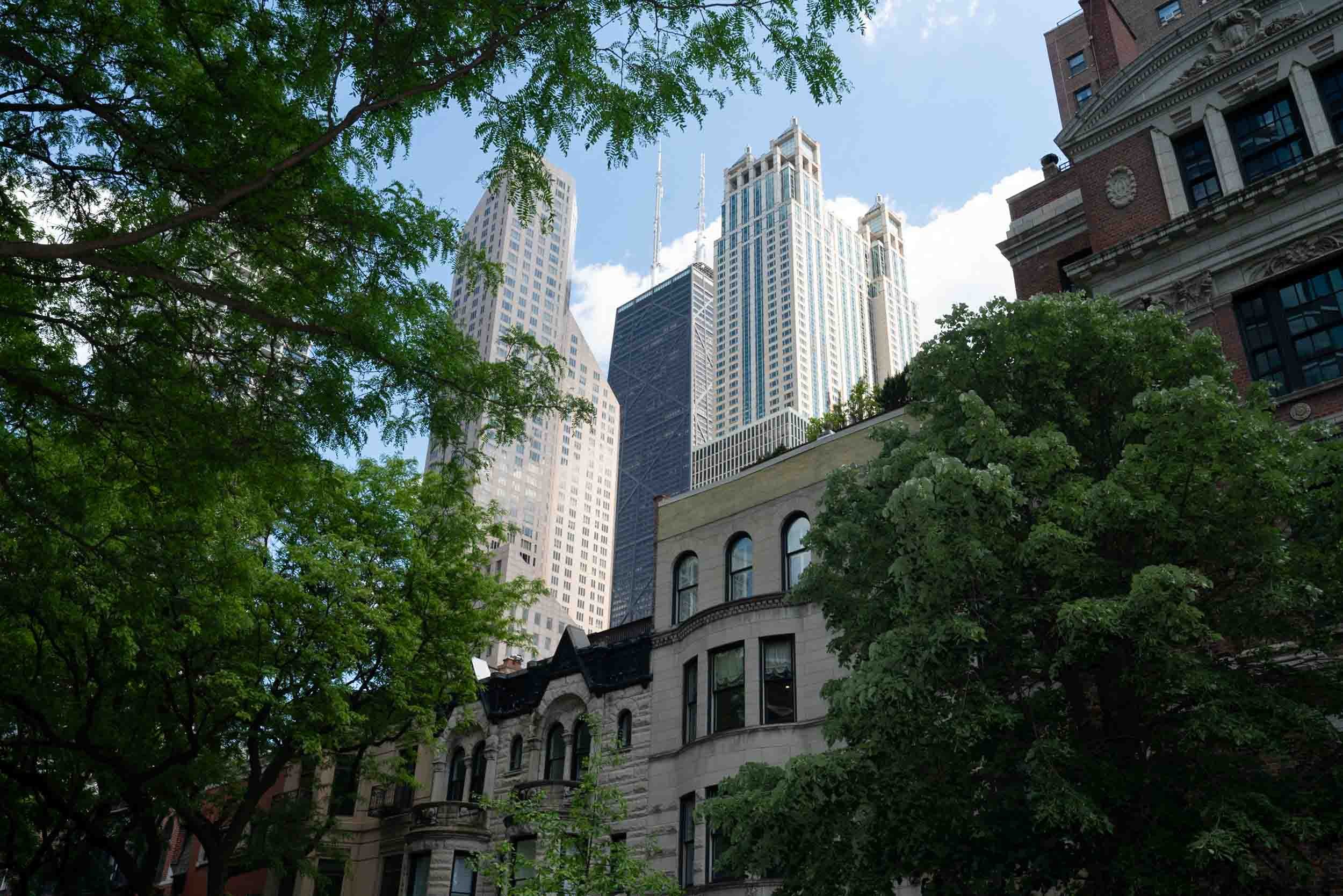 240518_Addie_Michael_WebsiteFairmont_GoldCoast_ChicagoTheater_BridgeportArtCenterWebsite_38.jpg
