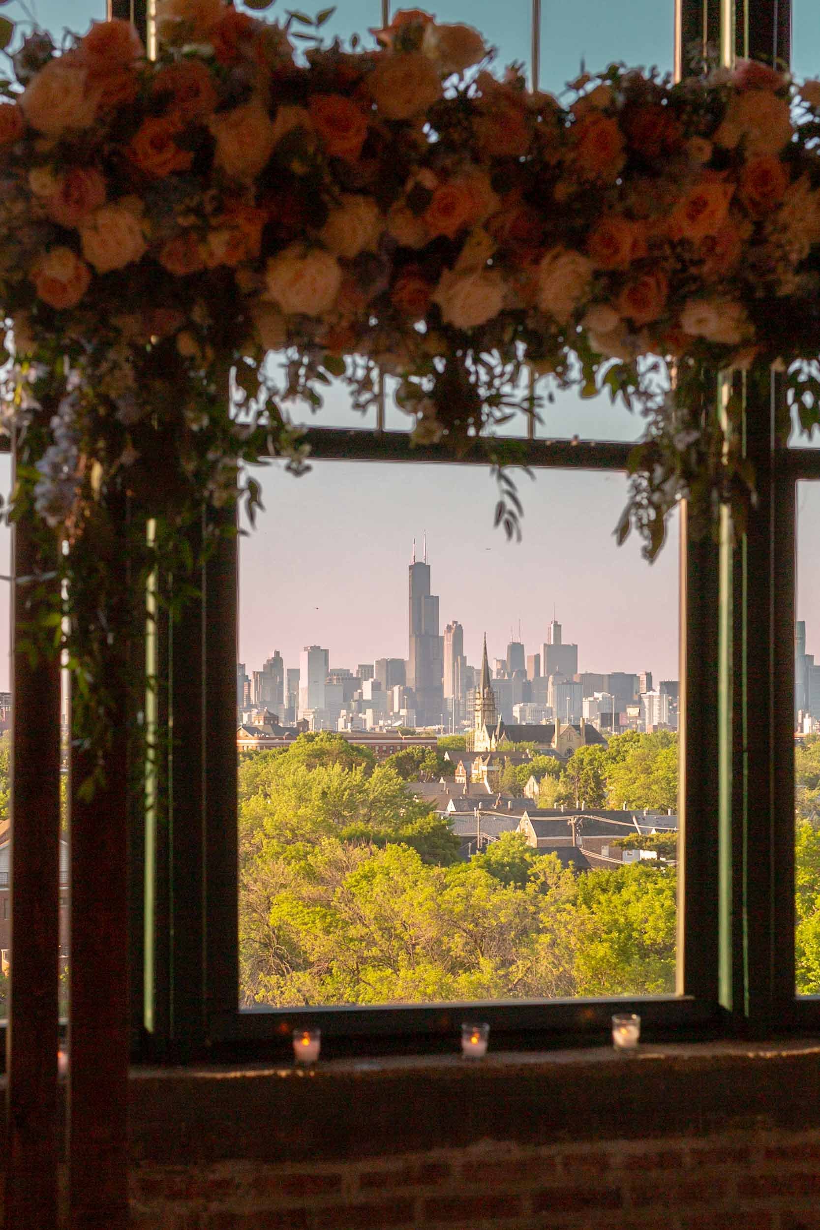 240518_Addie_Michael_WebsiteFairmont_GoldCoast_ChicagoTheater_BridgeportArtCenterWebsite_111.jpg