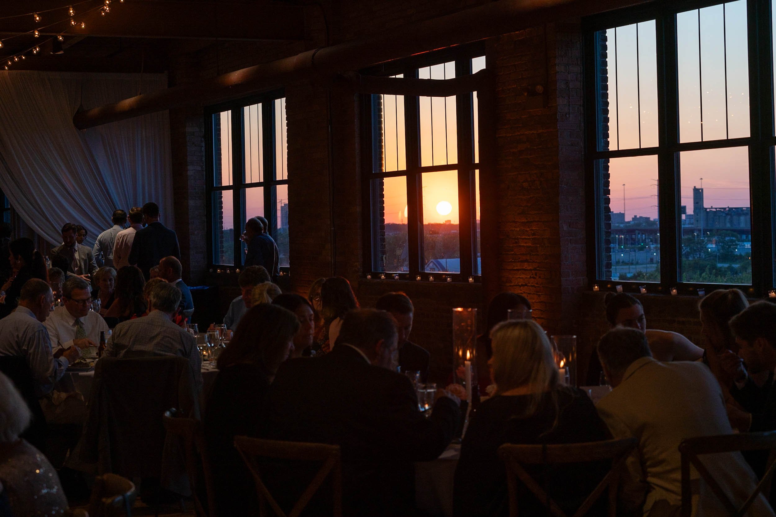 240518_Addie_Michael_WebsiteFairmont_GoldCoast_ChicagoTheater_BridgeportArtCenterWebsite_155.jpg