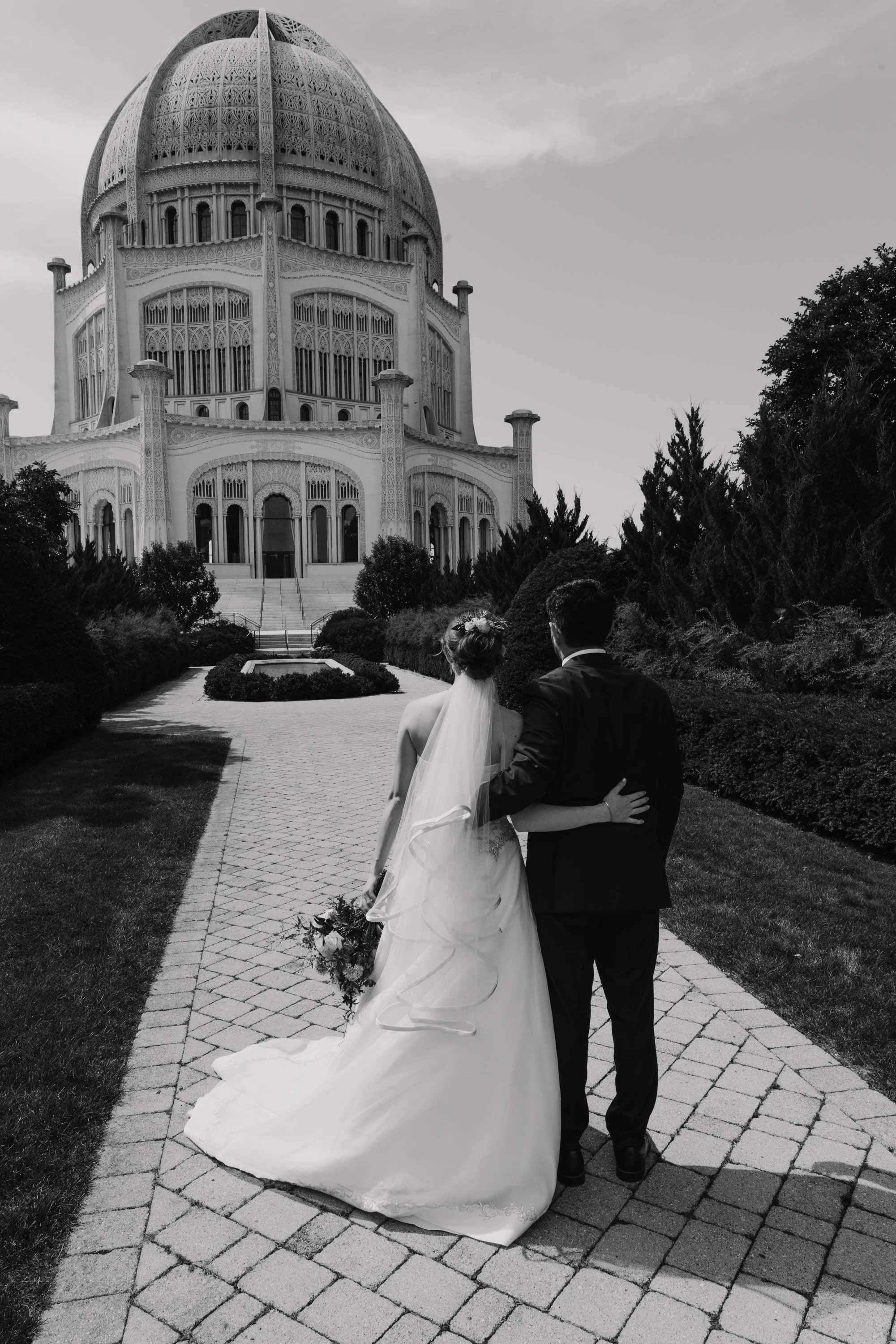 250711_Senen_Sophia_BahaiTemple_MichiganShoresClub_Website_Social15.jpg