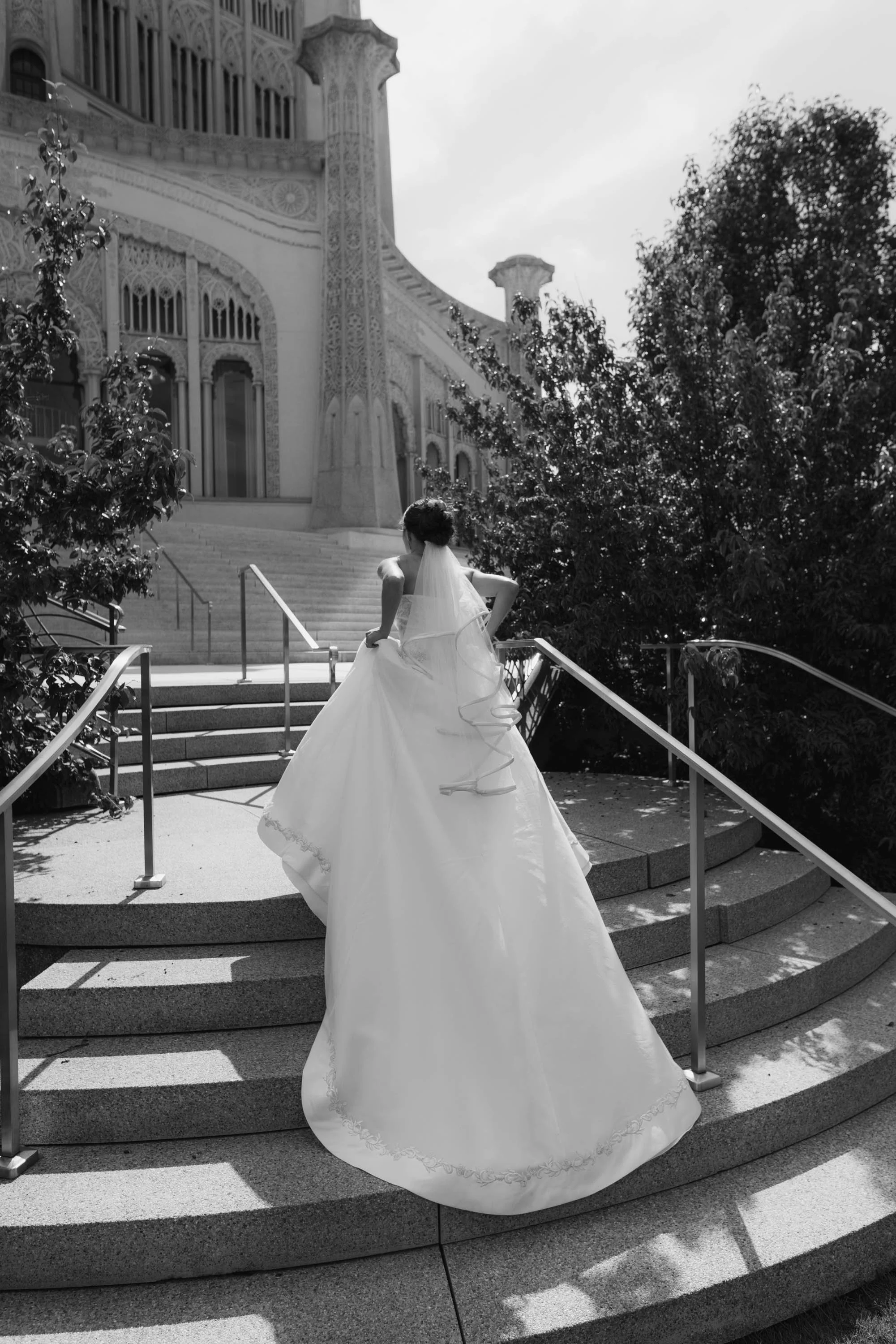 250711_Senen_Sophia_BahaiTemple_MichiganShoresClub_Website_Social66.jpg