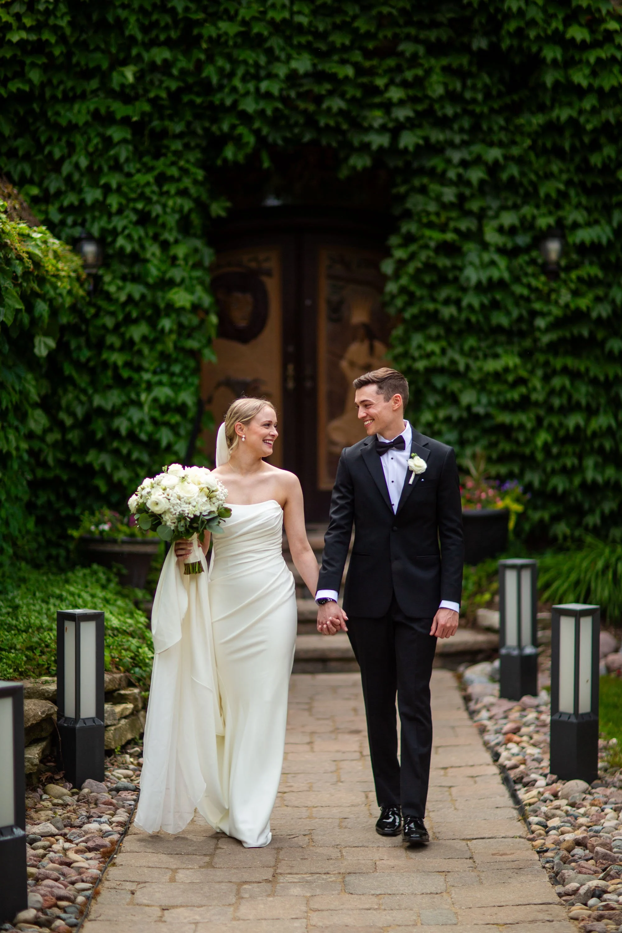 260530_Mary_Ryan_MonteBelloEstateWedding_Highlights_Website_59.jpg