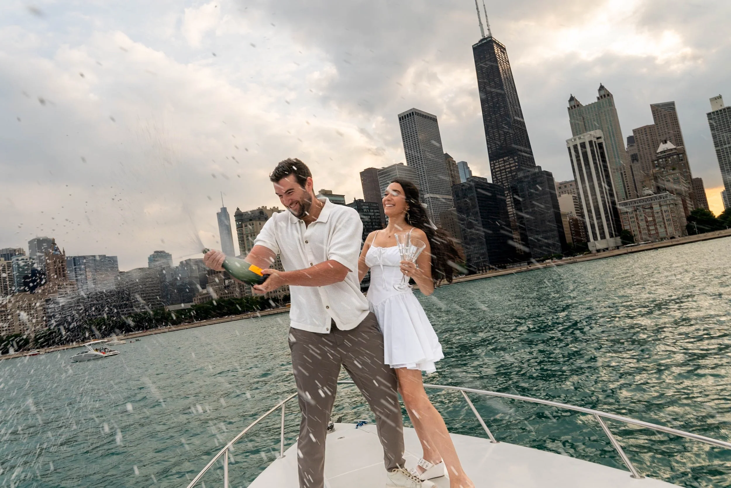 250822_Mike_Madeline_EngagementSessiononBoatChicagoPlaypenChicagoRiver__NOV0407.jpg