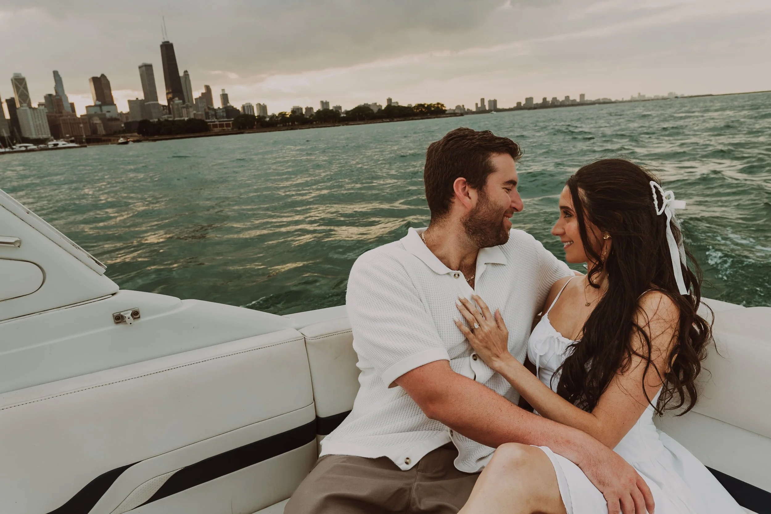 250822_Mike_Madeline_EngagementSessiononBoatChicagoPlaypenChicagoRiver__NOV0549.jpg