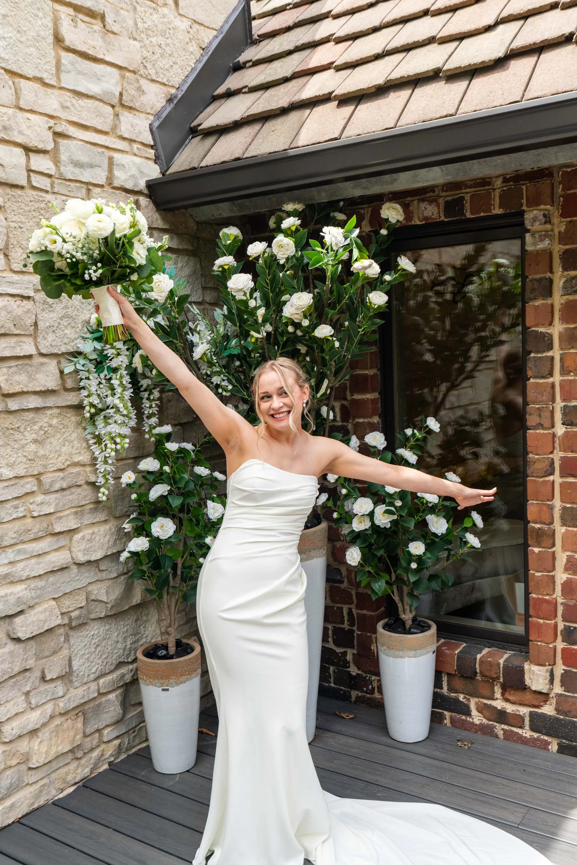 260530_Mary_Ryan_MonteBelloEstateWedding_Highlights_Website_19.jpg