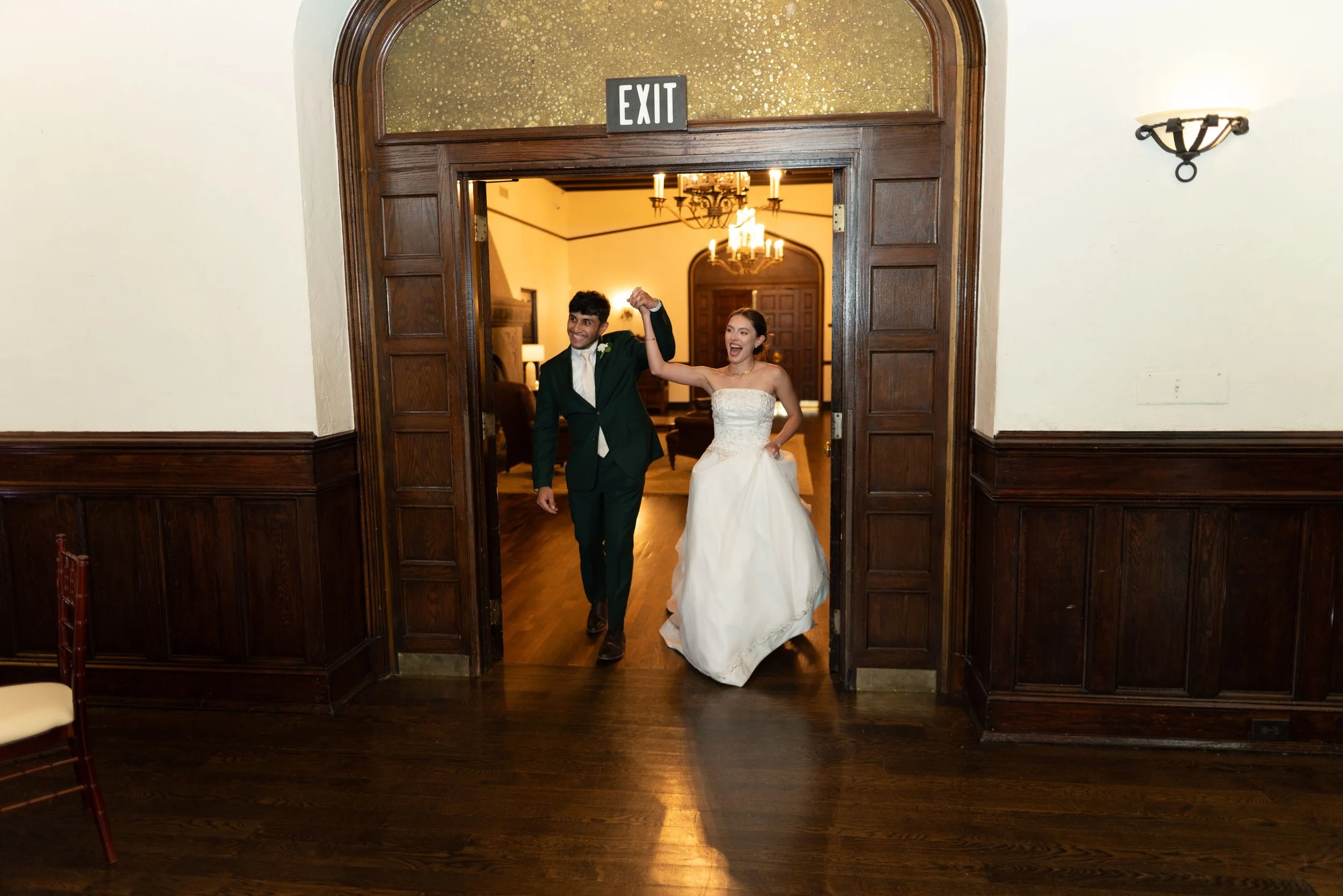 250711_Senen_Sophia_BahaiTemple_MichiganShoresClub_Website_Social241.jpg