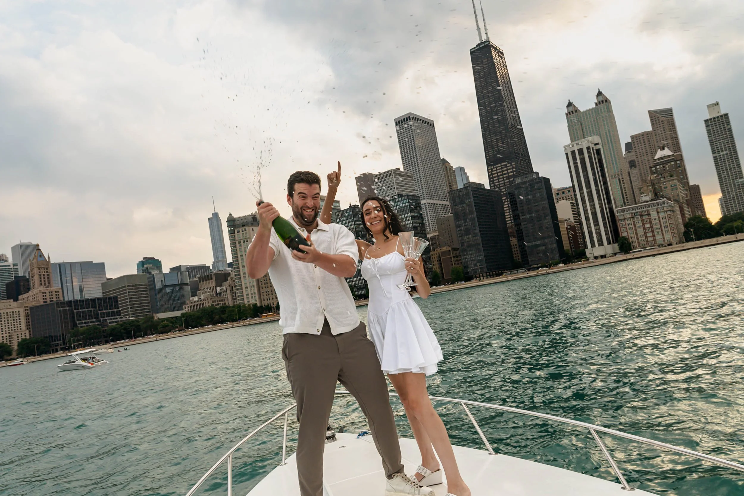 250822_Mike_Madeline_EngagementSessiononBoatChicagoPlaypenChicagoRiver__NOV0401.jpg