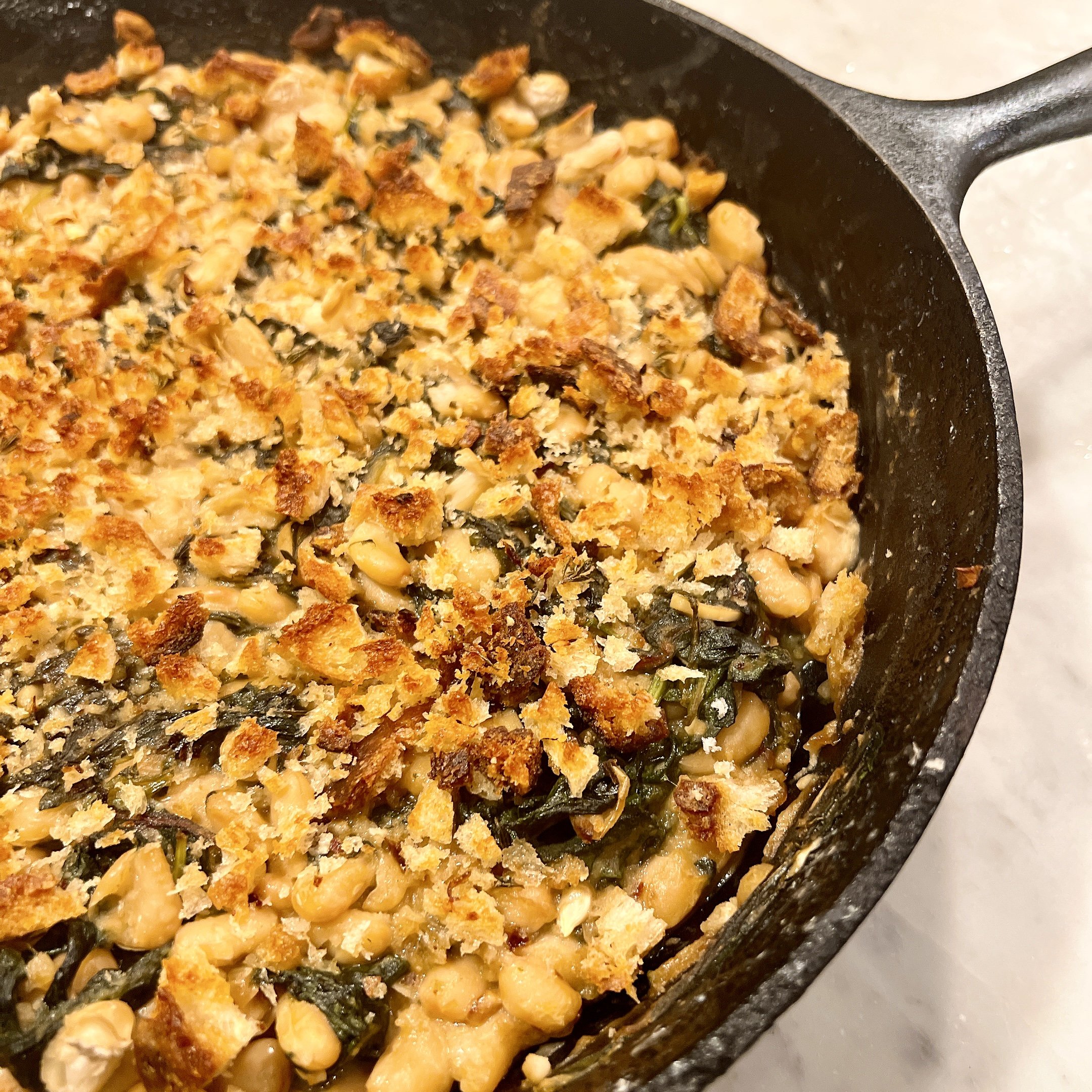 White Beans and Kale with Crunchy Garlicky Bread Crumbs 