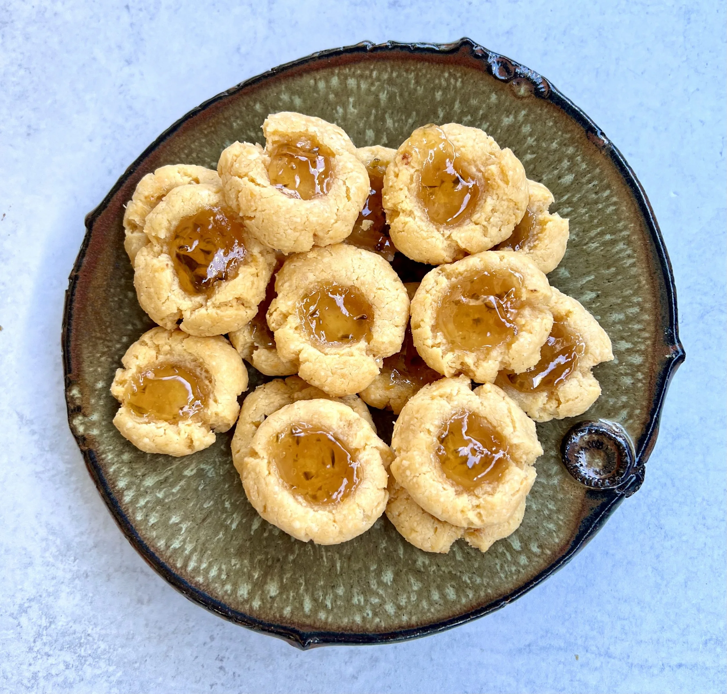 Cheese Thumbprint Wafers with Hot Pepper Jelly