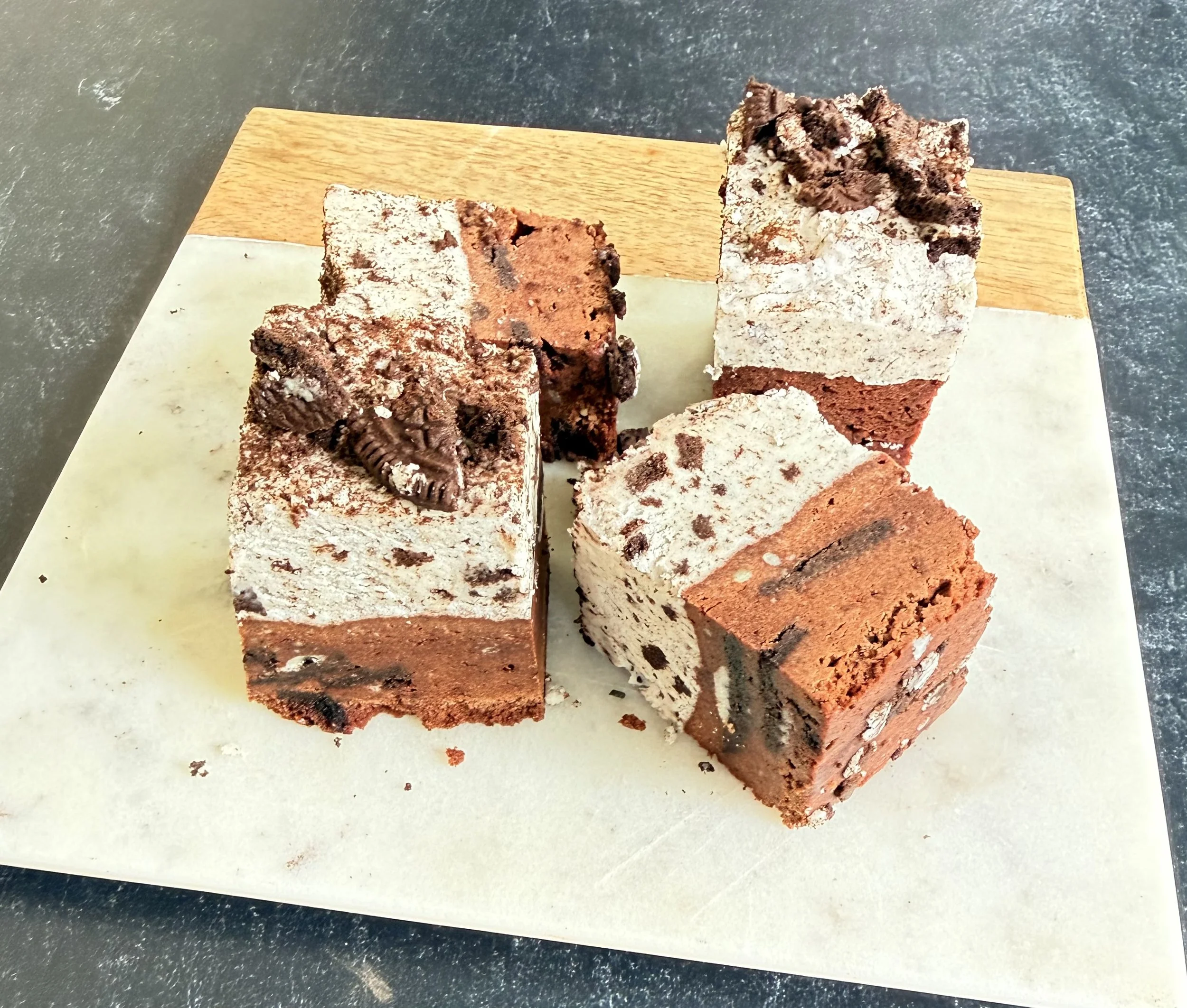 Cookies-and -Cream Brownies