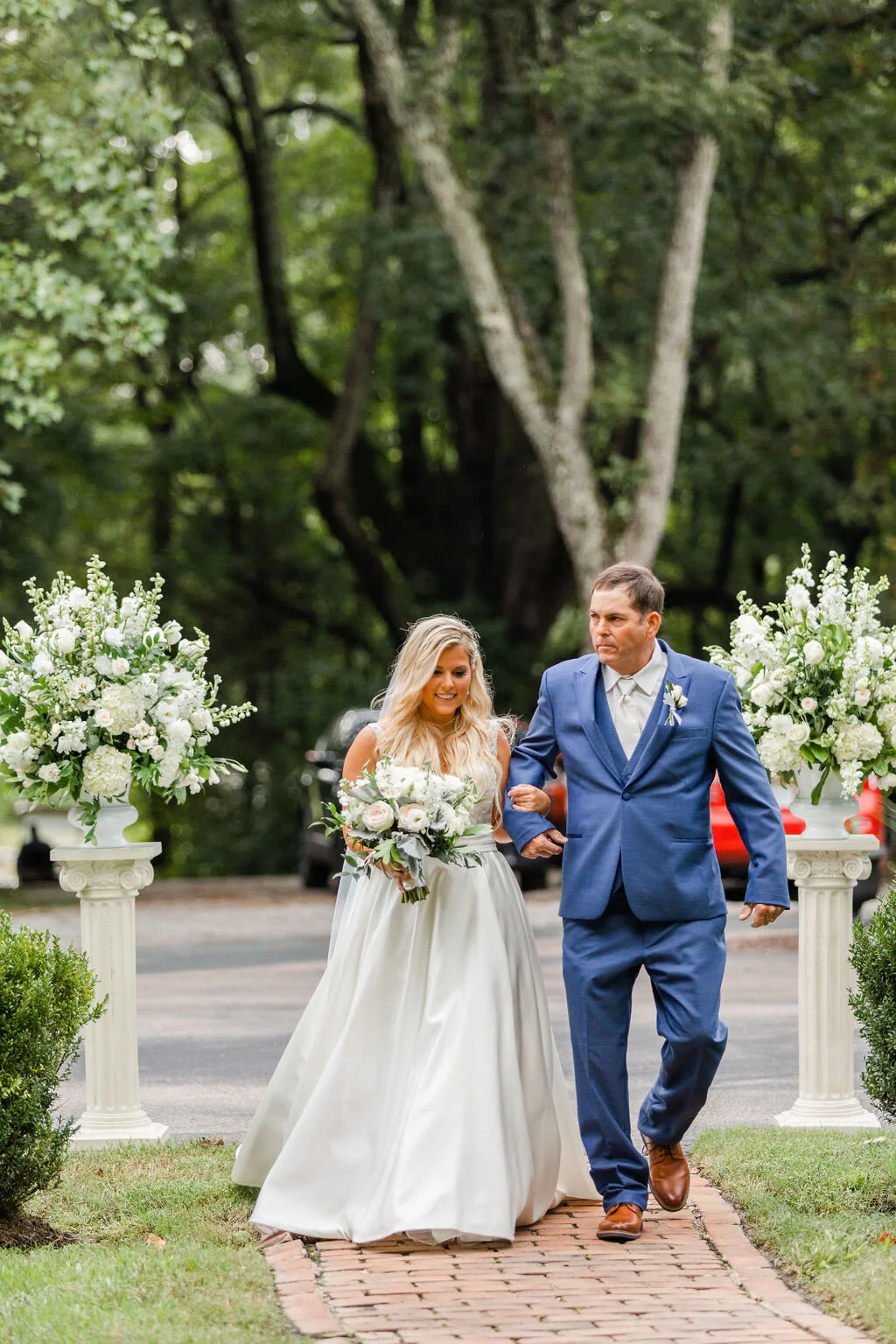 5B6A4696Whole-Heart-Studios-Wedding-Schaaf.jpg